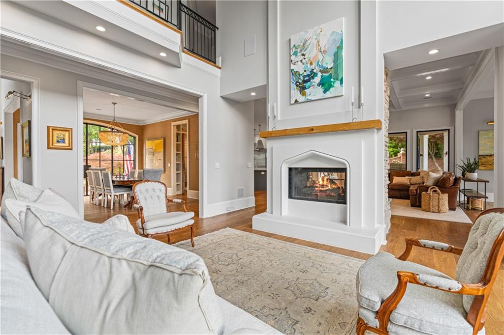 Suwanee, Georgia, 30024, United States, 5 Bedrooms Bedrooms, ,6 BathroomsBathrooms,Residential,For Sale,1822969