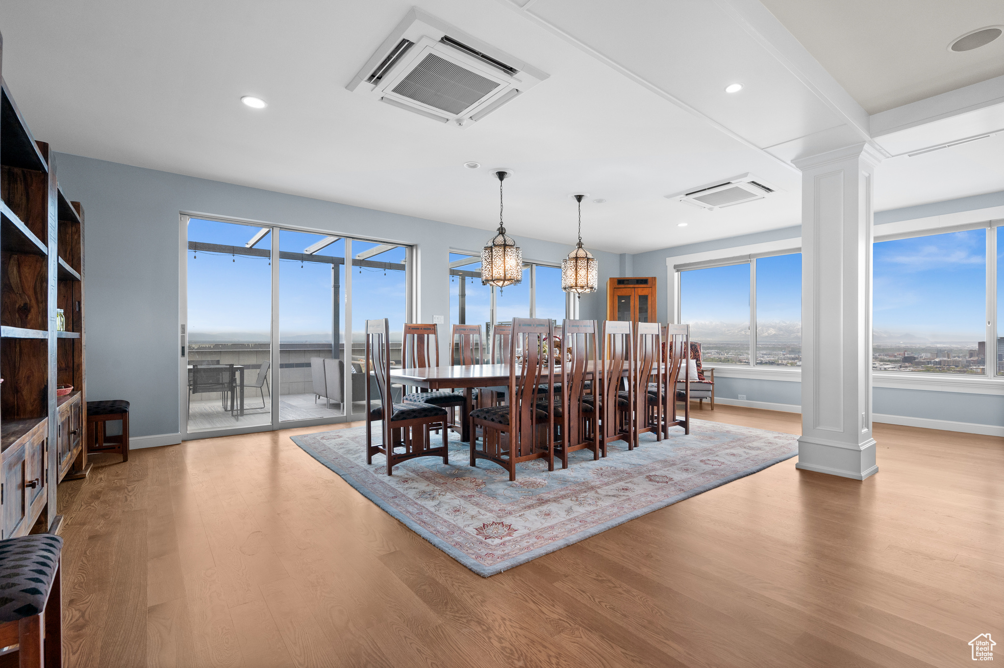 Salt Lake City, Utah, 84102, United States, 3 Bedrooms Bedrooms, ,3 BathroomsBathrooms,Residential,For Sale,1795279