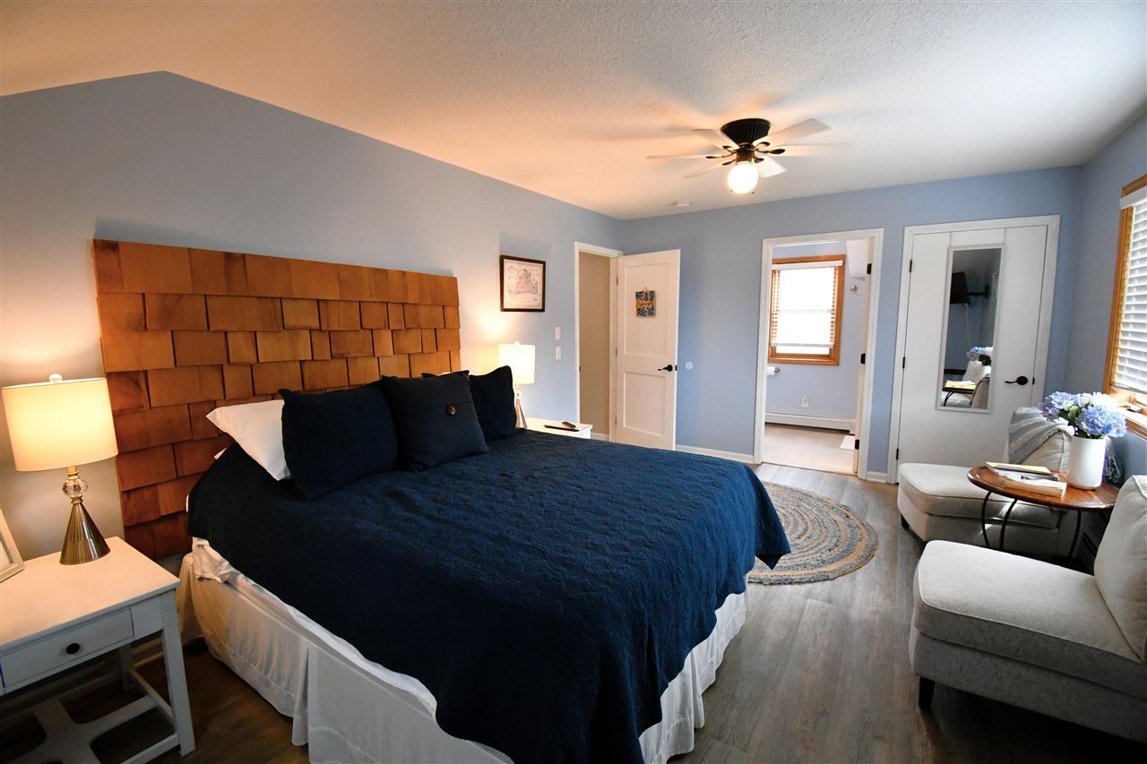 Charlevoix, Michigan, 49720, United States, 5 Bedrooms Bedrooms, ,5 BathroomsBathrooms,Residential,For Sale,1948614