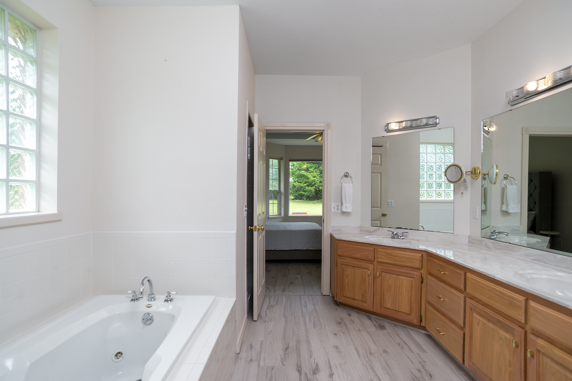 Stillwater, Oklahoma, 74074, United States, 4 Bedrooms Bedrooms, ,Residential,For Sale,1981007