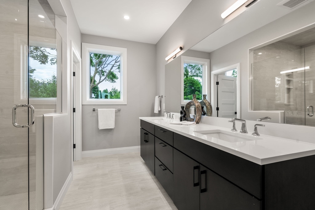 Newton, Massachusetts, 02466, United States, 5 Bedrooms Bedrooms, ,5 BathroomsBathrooms,Residential,For Sale,1856429