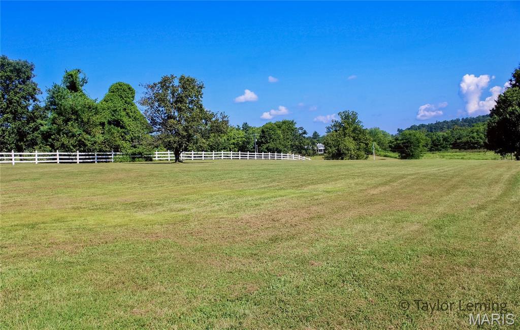 Cape Girardeau, Missouri, 63701, United States, 4 Bedrooms Bedrooms, ,3 BathroomsBathrooms,Residential,For Sale,1916630