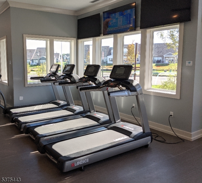 Florham Park Boro, New Jersey, 07932, United States, 2 Bedrooms Bedrooms, ,3 BathroomsBathrooms,Residential,For Sale,1917445