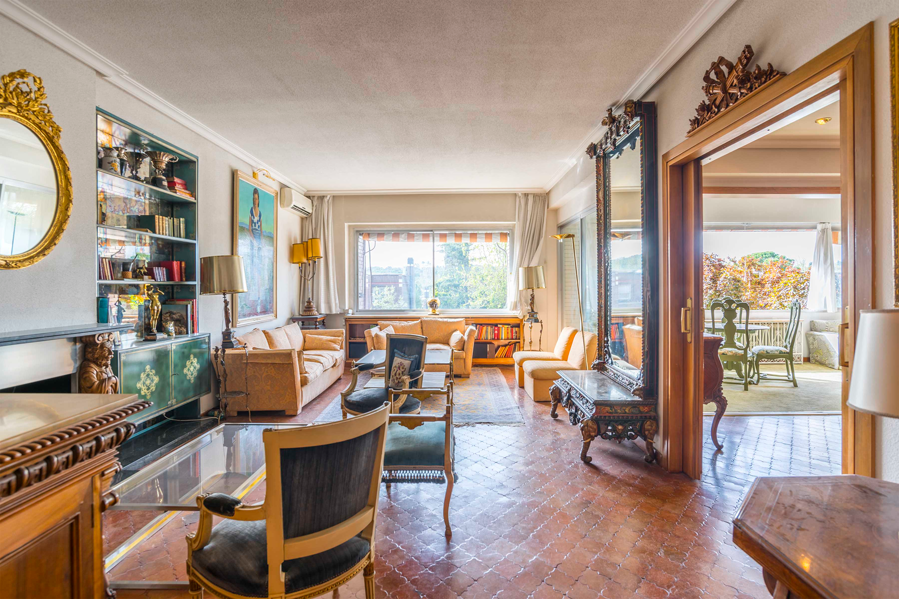  Flat with pool and garden views in Aravaca - 物件實景