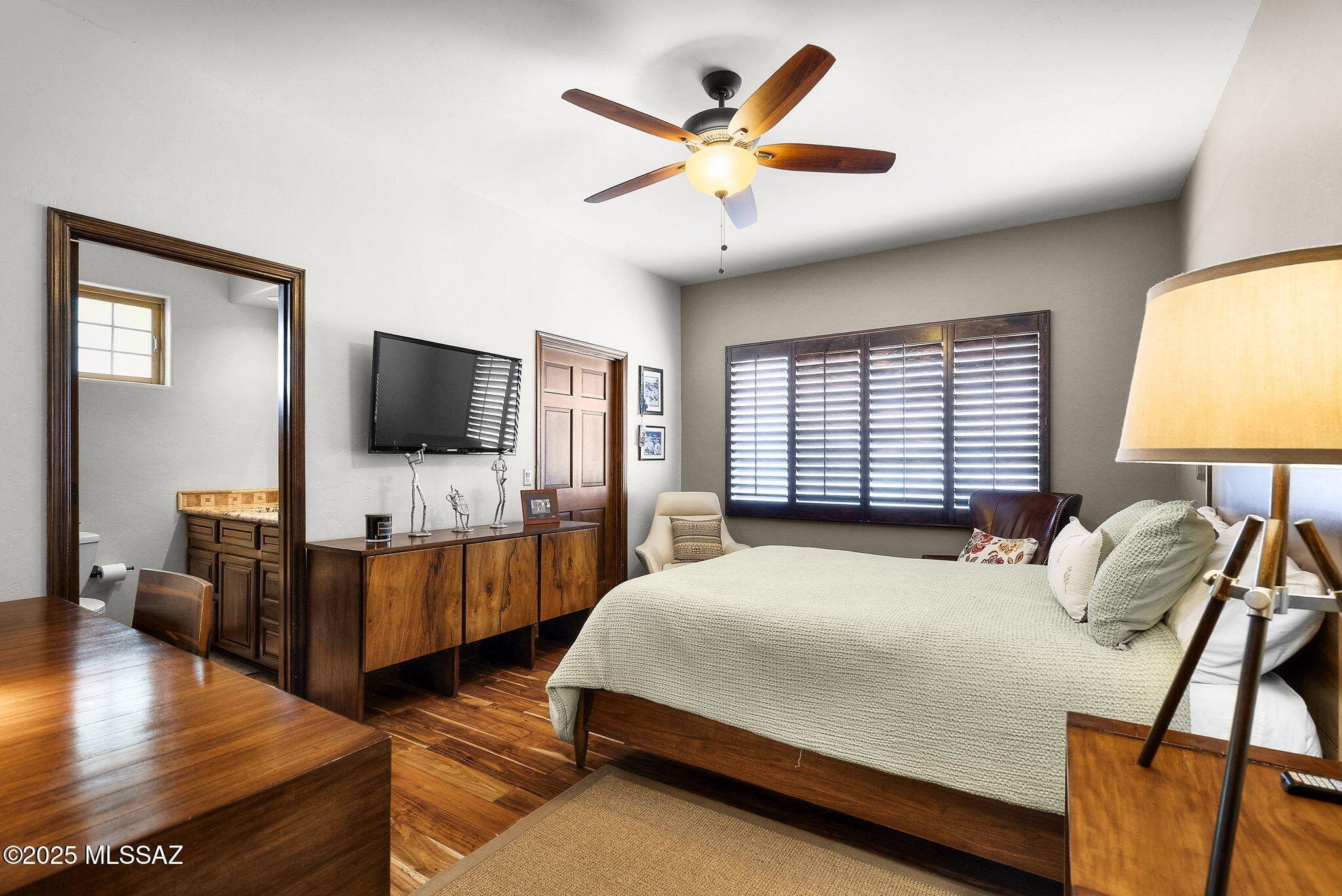 Nogales, Arizona, 85621, United States, 4 Bedrooms Bedrooms, ,7 BathroomsBathrooms,Residential,For Sale,1975895