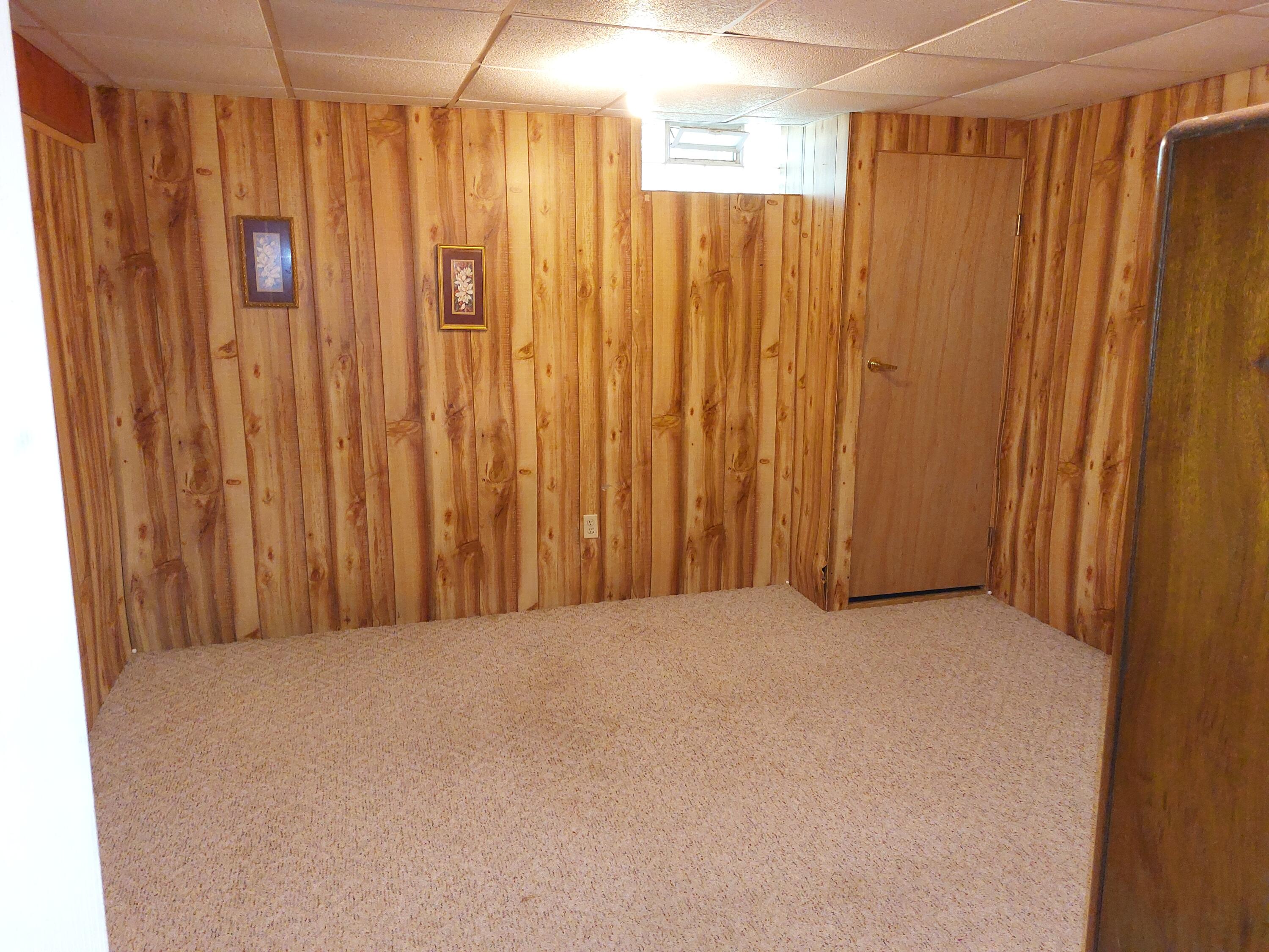 Dowagiac, Michigan, 49047, United States, 3 Bedrooms Bedrooms, ,2 BathroomsBathrooms,Residential,For Sale,1909140