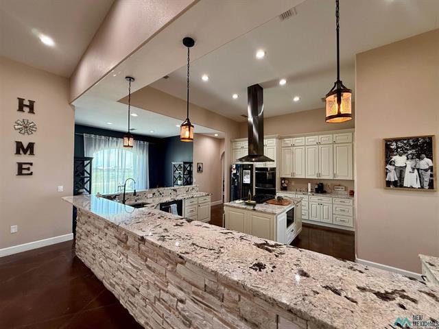 Lake Arthur, New Mexico, 88253, United States, 4 Bedrooms Bedrooms, ,4 BathroomsBathrooms,Residential,For Sale,1977233