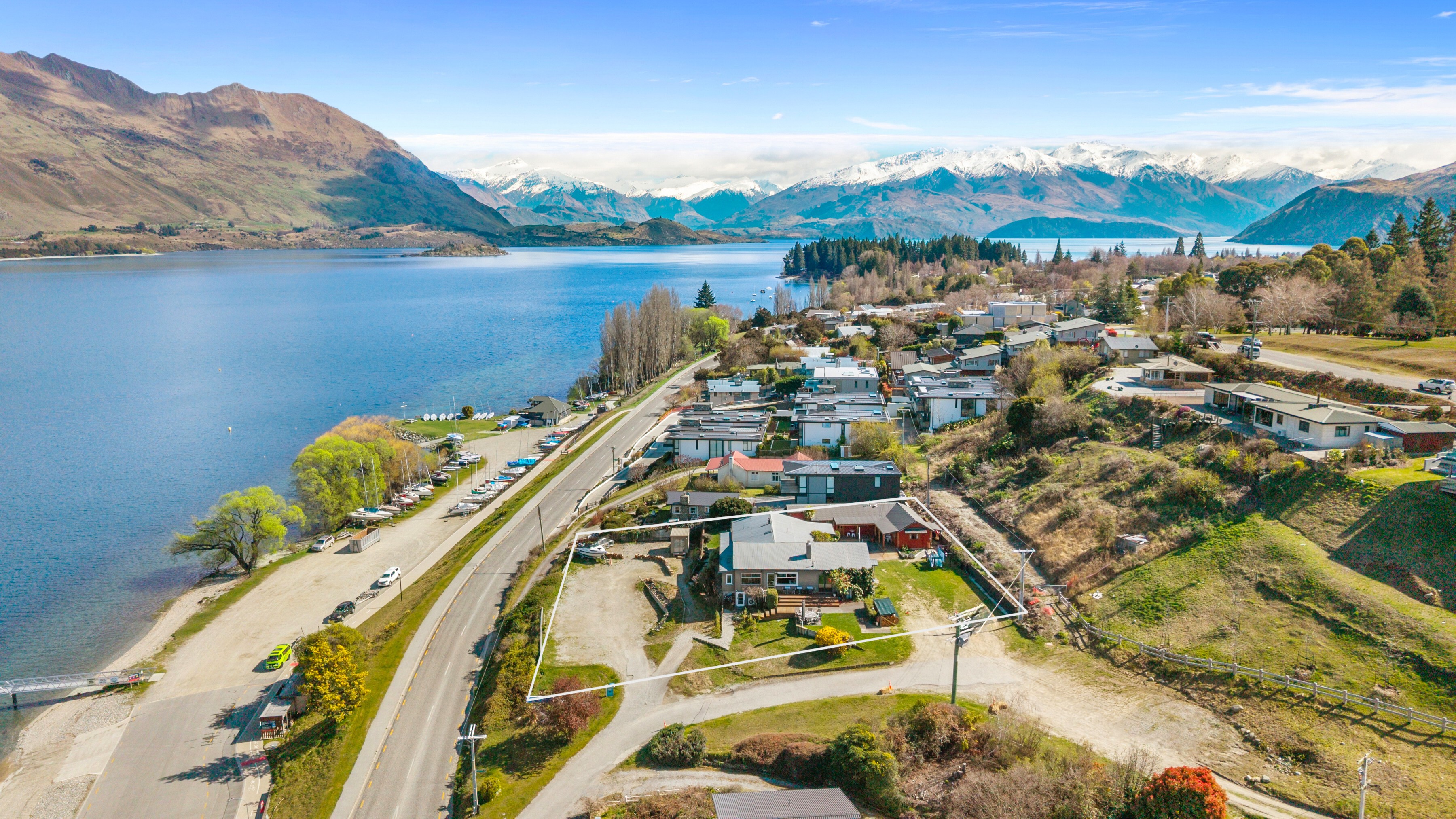  Lakefront Development Opportunity - 物件實景