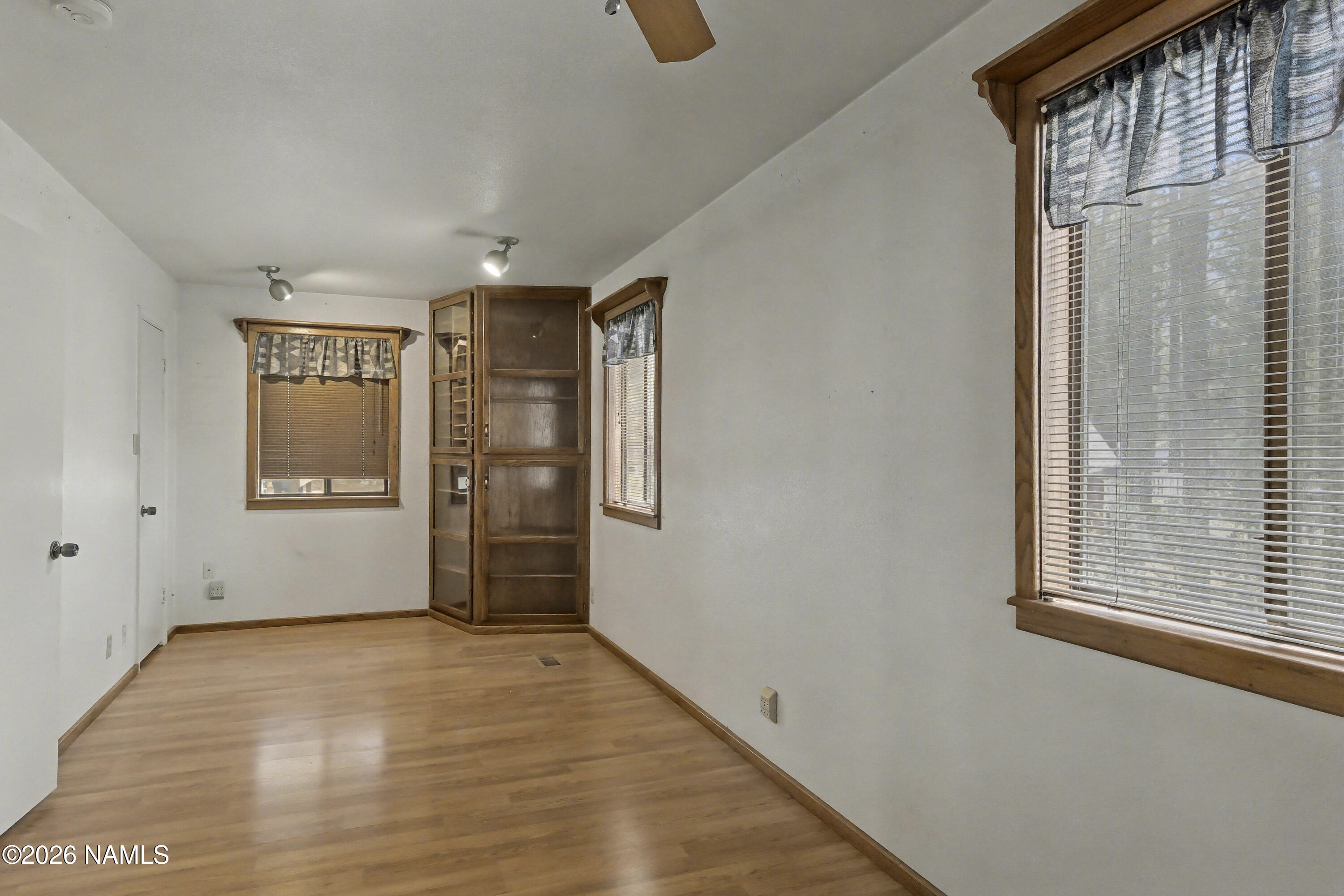  618 Comanche , Flagstaff, AZ 86005 - 物件實景