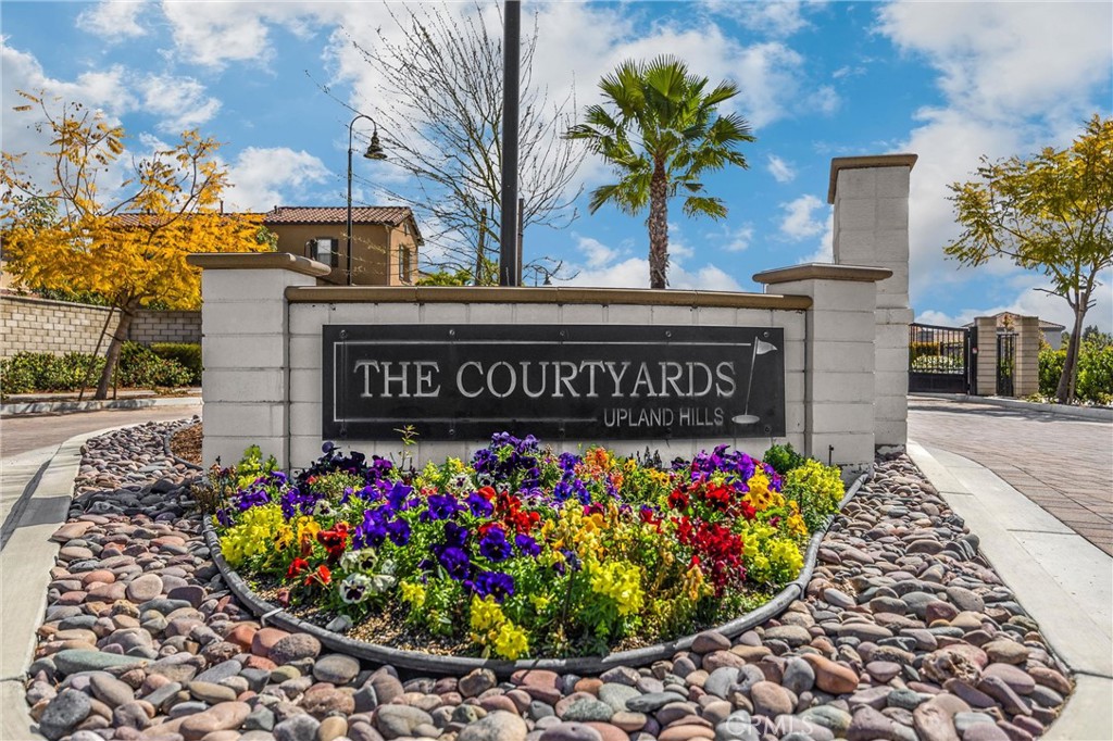 Upland, California, 91784, United States, 3 Bedrooms Bedrooms, ,3 BathroomsBathrooms,Residential,For Sale,1988637