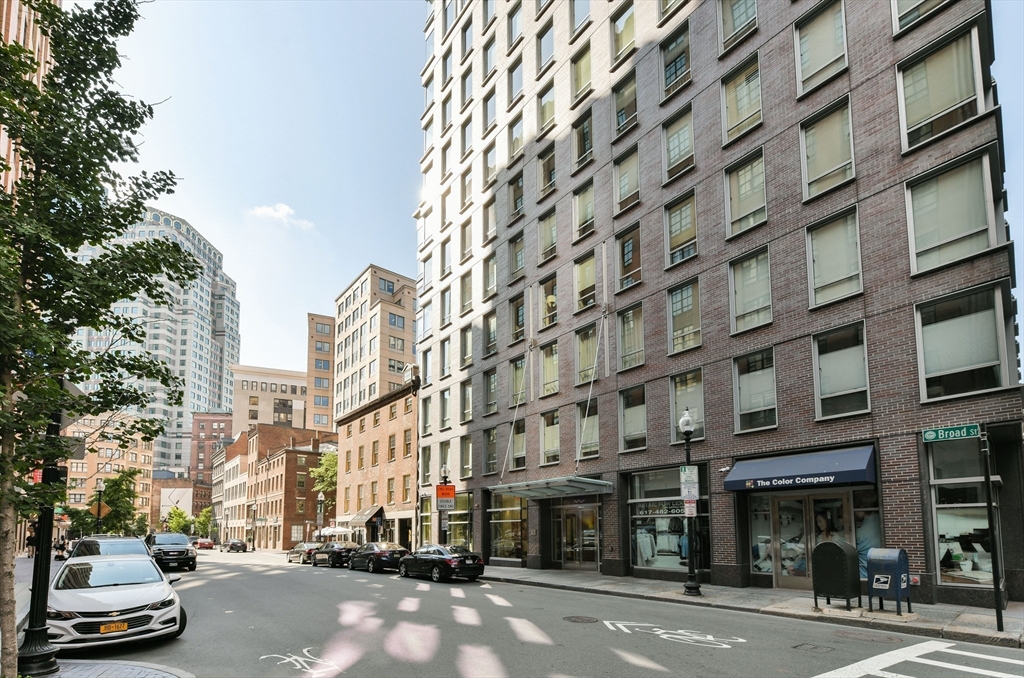 Boston, Massachusetts, 02110, United States, 1 Bedroom Bedrooms, ,1 BathroomBathrooms,Residential,For Sale,1924079