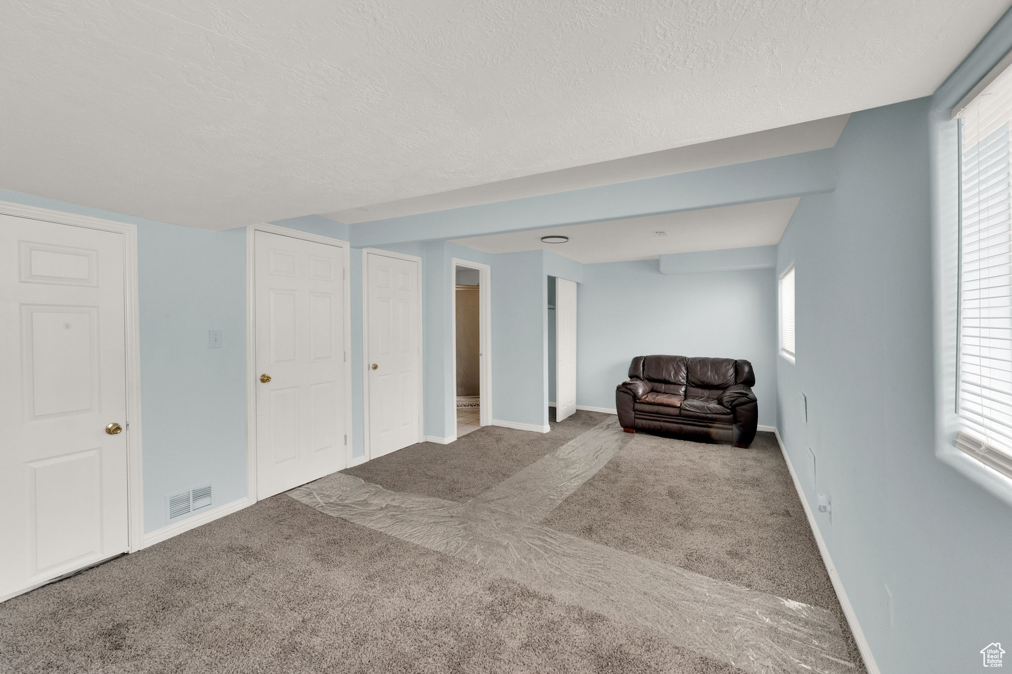 Salt Lake City, Utah, 84118, United States, 5 Bedrooms Bedrooms, ,3 BathroomsBathrooms,Residential,For Sale,1947588