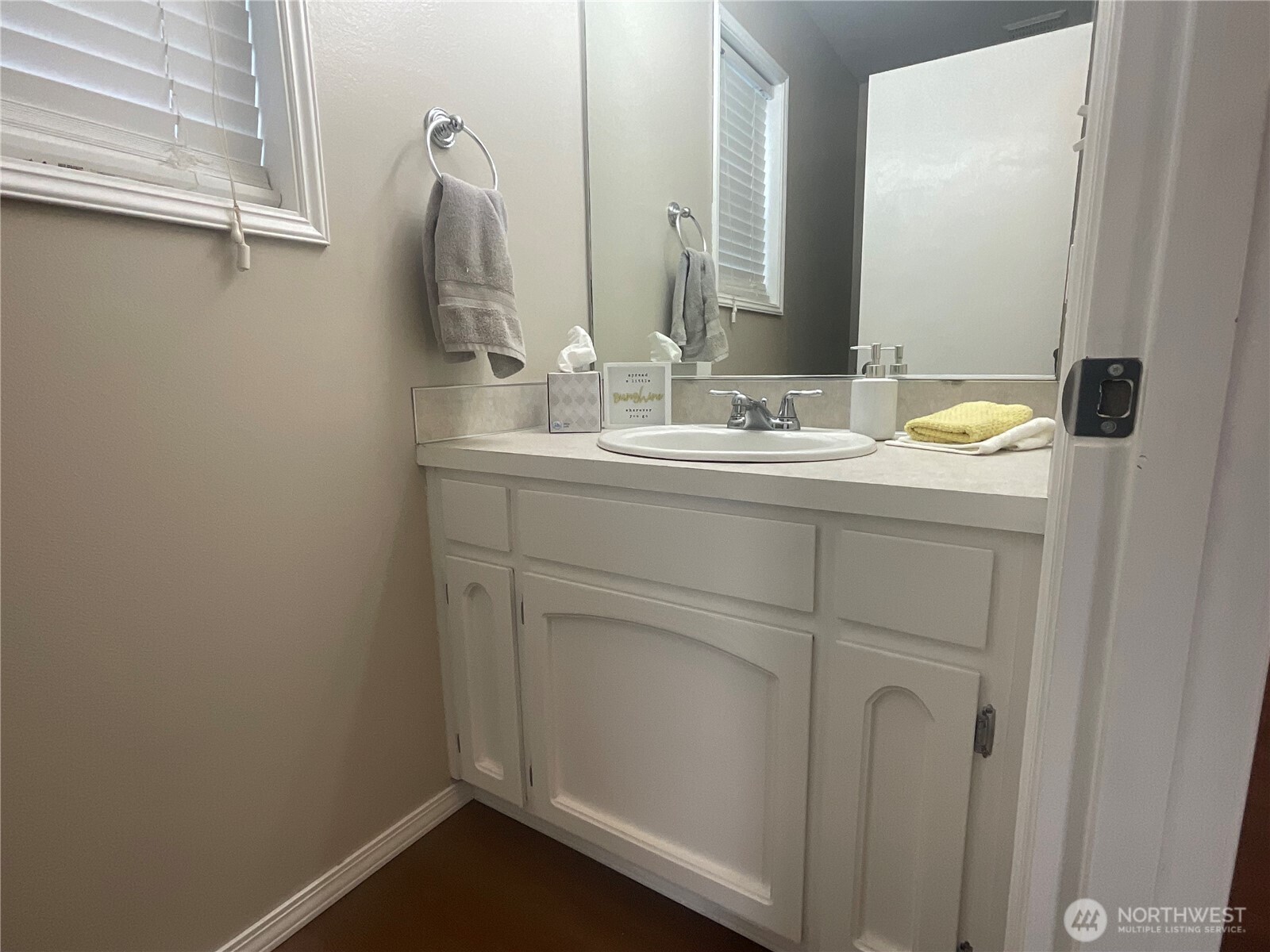 Oak Harbor, Washington, 98277, United States, 3 Bedrooms Bedrooms, ,2 BathroomsBathrooms,Residential,For Sale,2003169