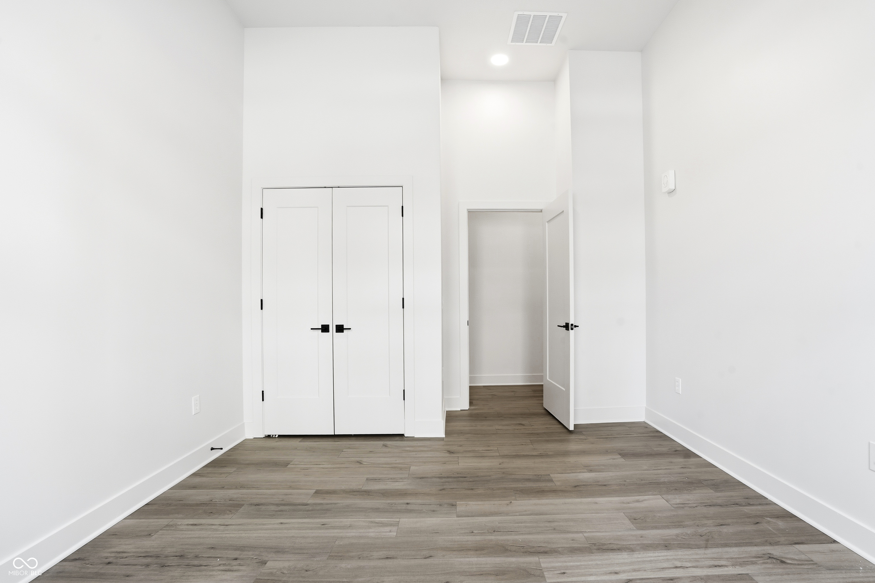Carmel, Indiana, 46032, United States, 3 Bedrooms Bedrooms, ,2 BathroomsBathrooms,Residential,For Sale,2023703