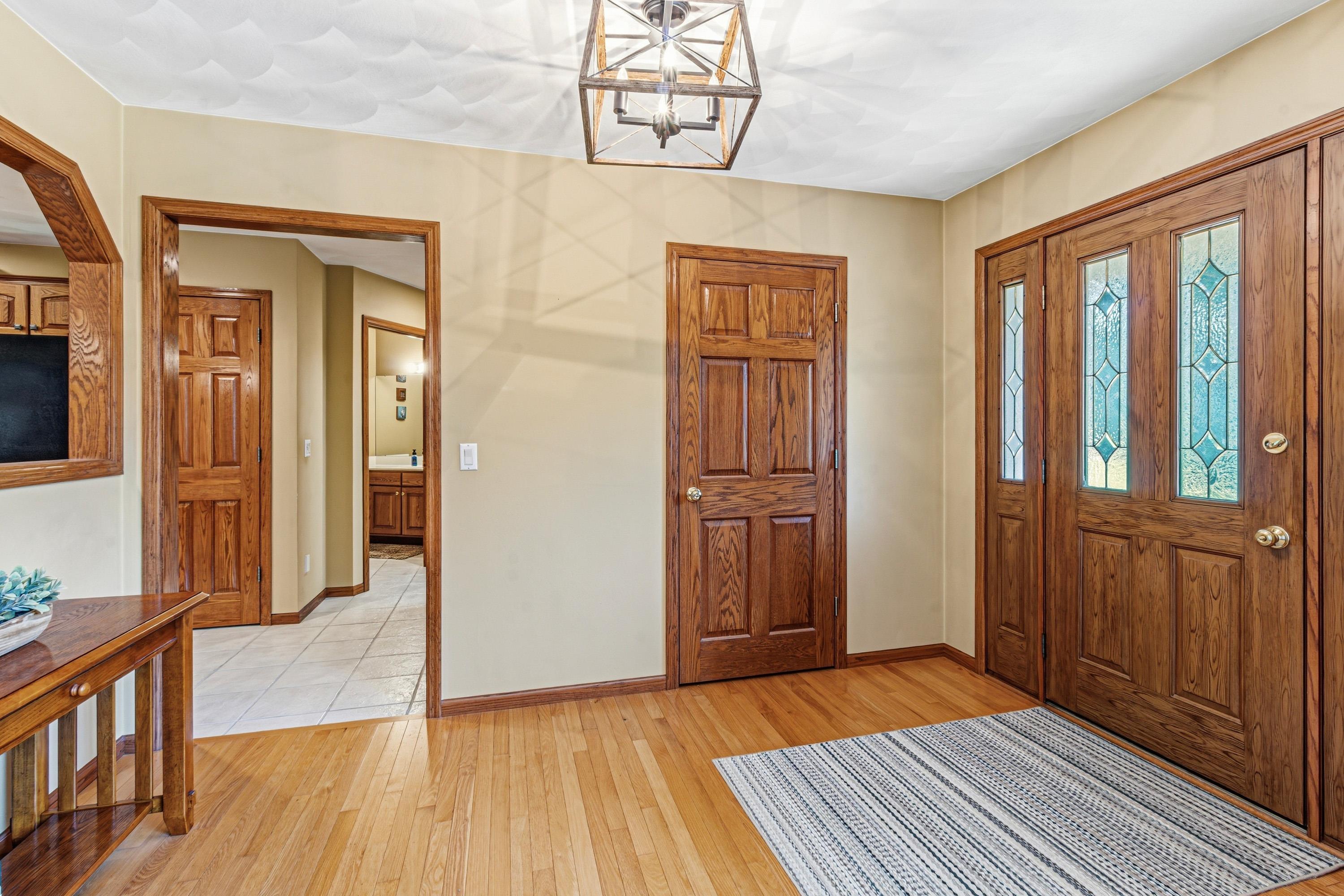 Spring Green, Wisconsin, 53588, United States, 4 Bedrooms Bedrooms, ,4 BathroomsBathrooms,Residential,For Sale,2040175