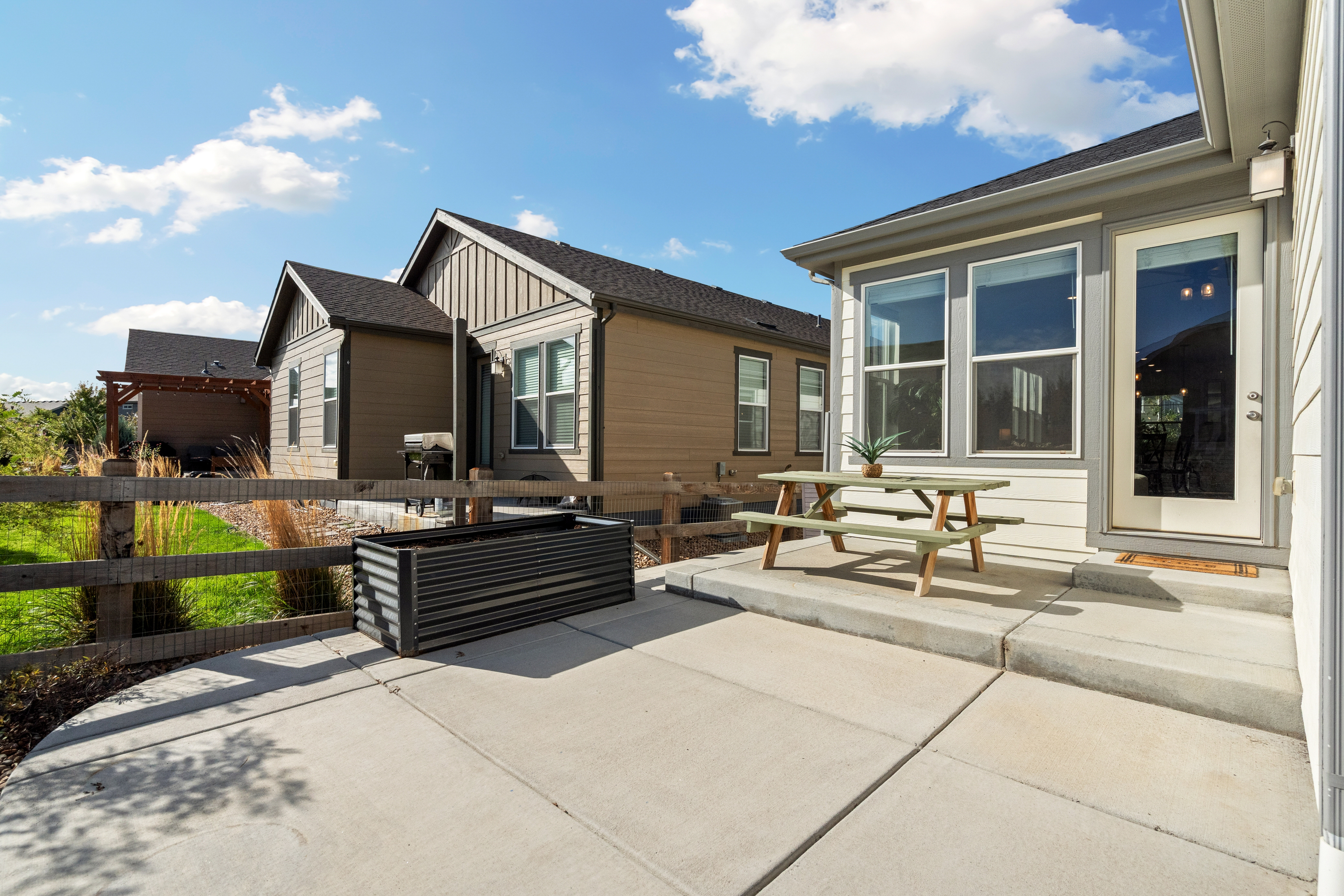  So Much to Love in This 2020-Built Loveland Ranch - 物件實景