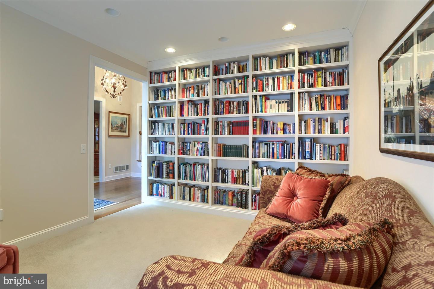 Lemoyne, Pennsylvania, 17043, United States, 5 Bedrooms Bedrooms, ,5 BathroomsBathrooms,Residential,For Sale,1942192
