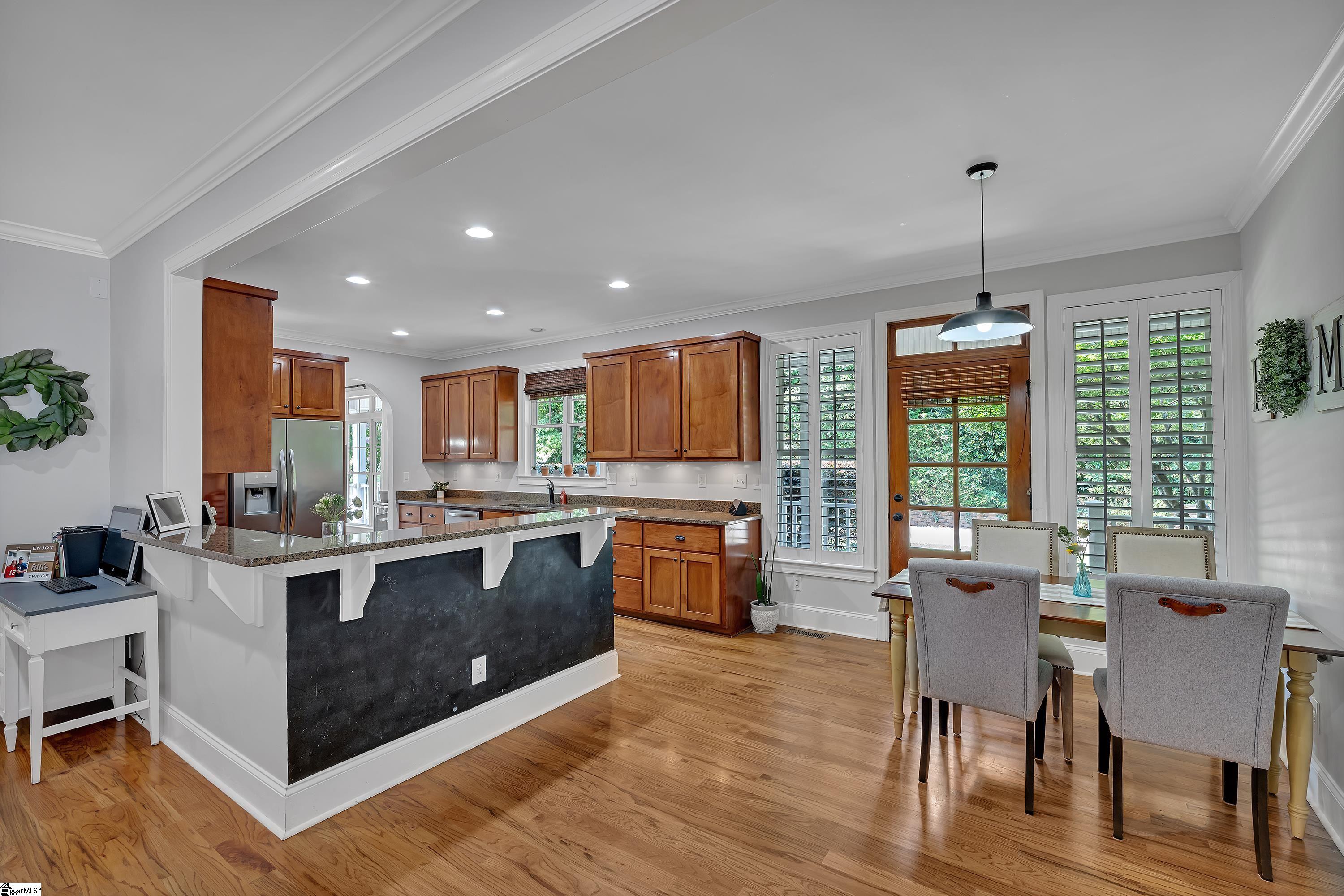 Central, South Carolina, 29630, United States, 5 Bedrooms Bedrooms, ,5 BathroomsBathrooms,Residential,For Sale,1902241