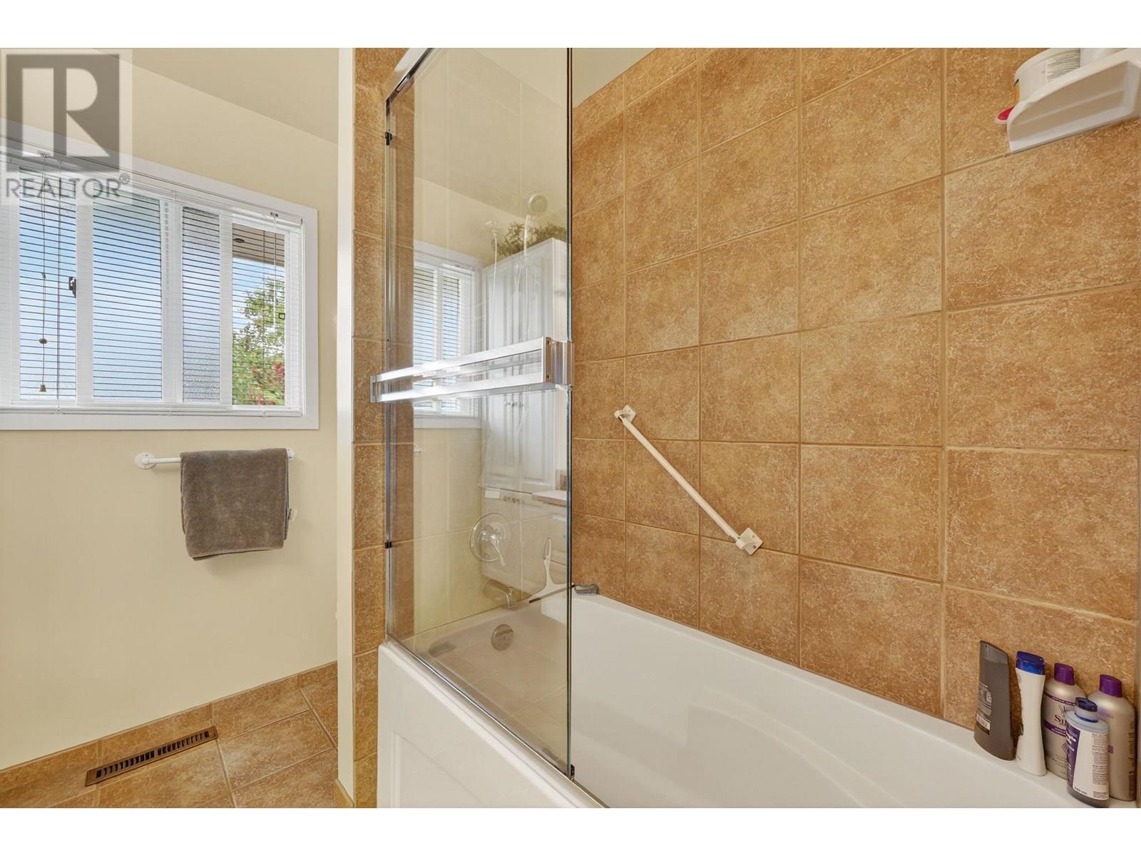 KELOWNA, British Columbia, V1Y 3S7, CA, 5 Bedrooms Bedrooms, ,2 BathroomsBathrooms,Residential,For Sale,1902795