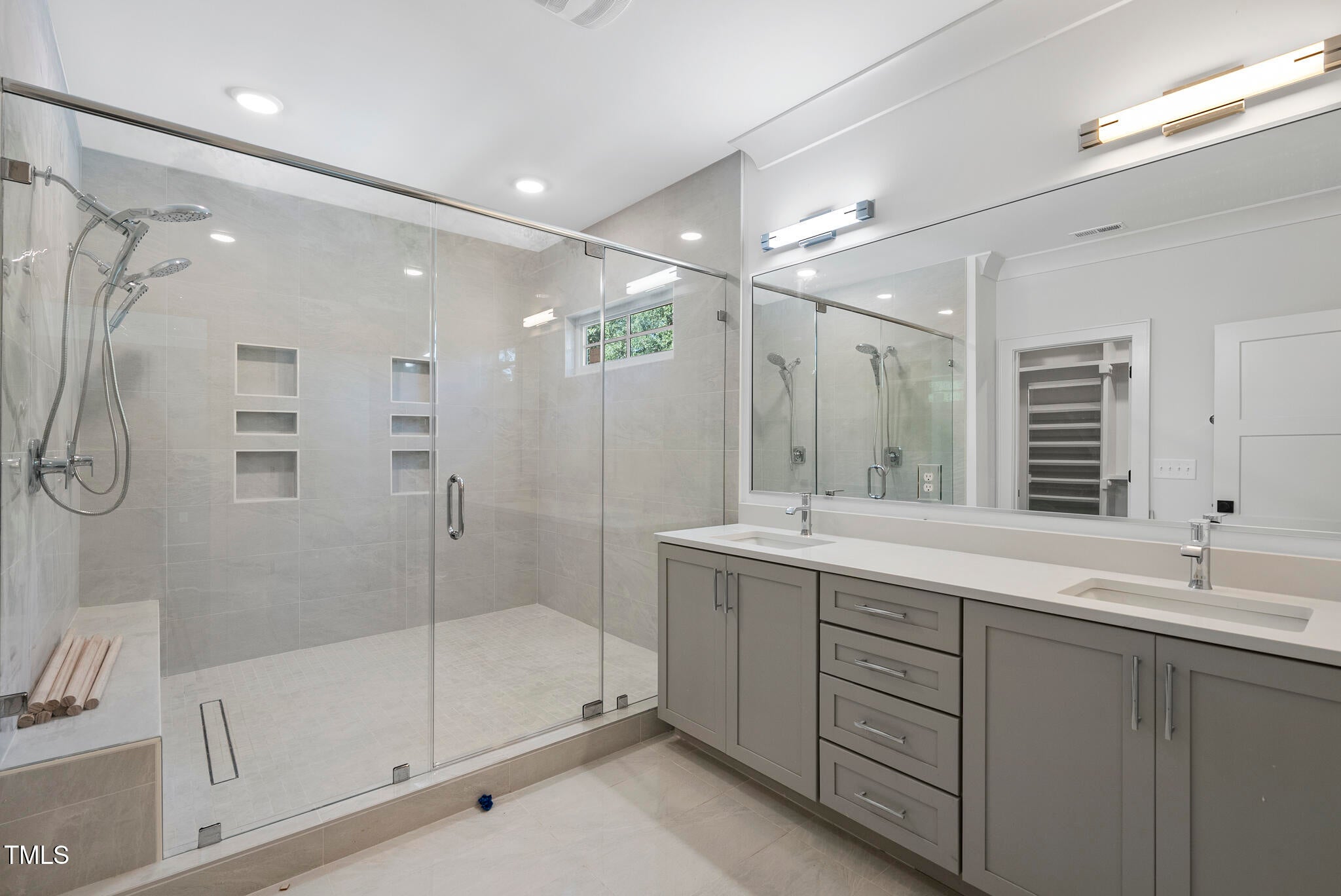 Raleigh, North Carolina, 27607, United States, 5 Bedrooms Bedrooms, ,5 BathroomsBathrooms,Residential,For Sale,1895455