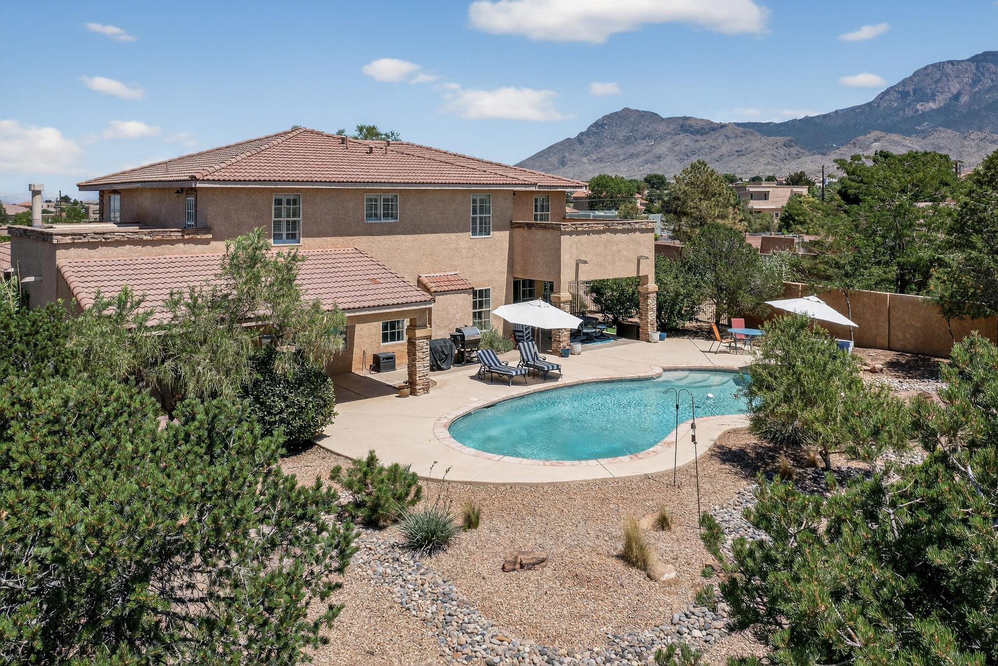 Albuquerque, New Mexico, 87122, United States, 4 Bedrooms Bedrooms, ,3 BathroomsBathrooms,Residential,For Sale,1914202