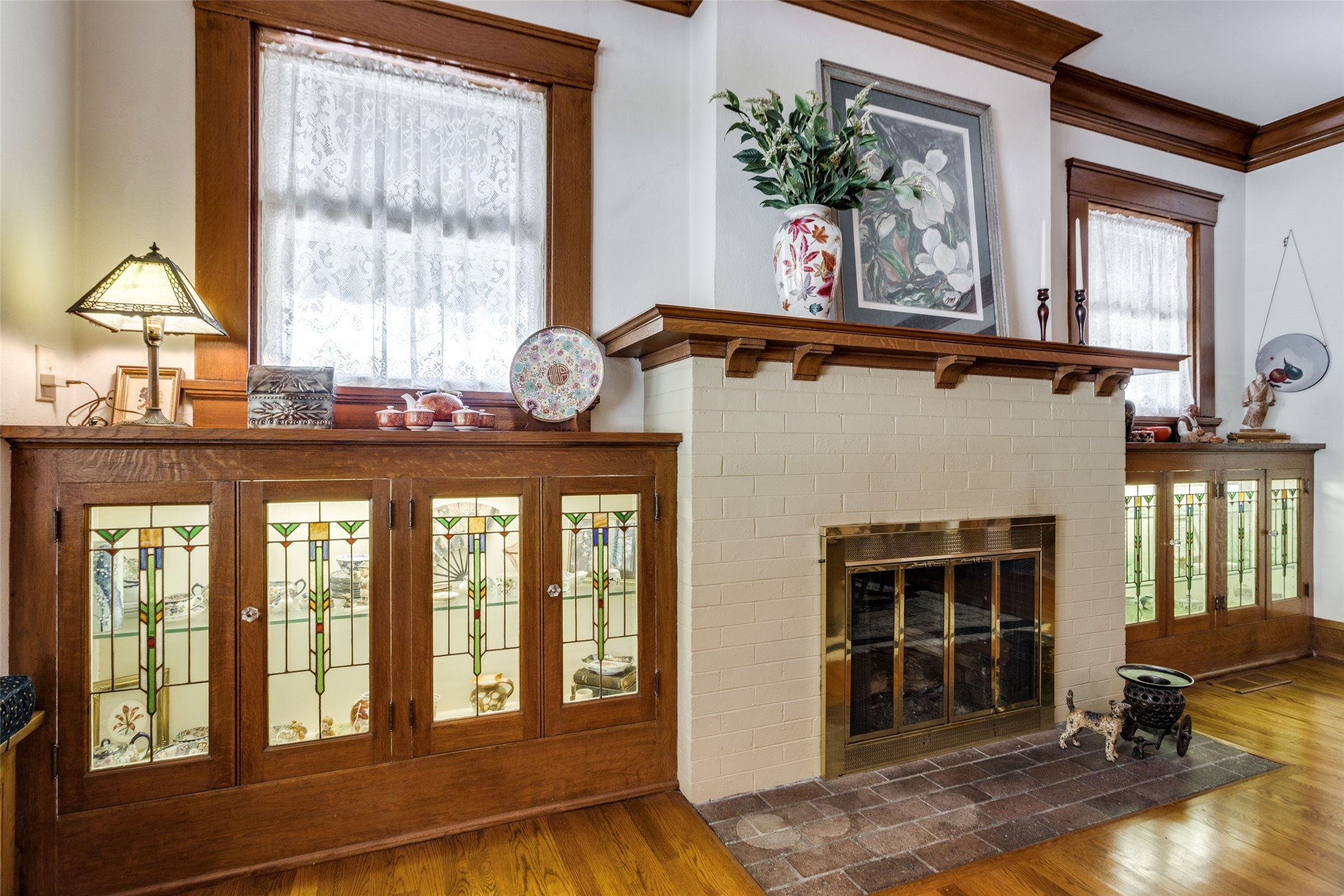 Fort Worth, Texas, 76110, United States, 4 Bedrooms Bedrooms, ,3 BathroomsBathrooms,Residential,For Sale,1940133