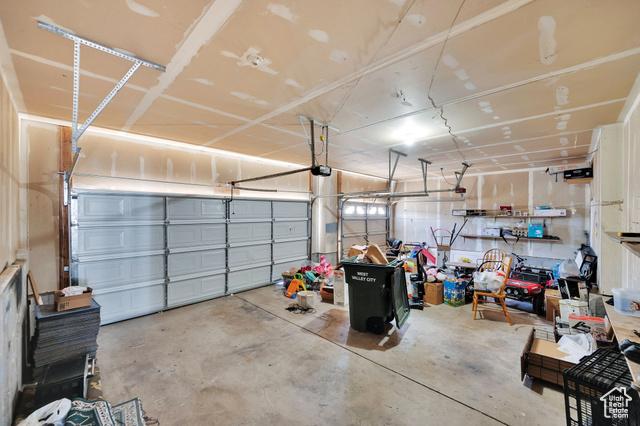 WEST VALLEY CITY, Utah, 84119, United States, 5 Bedrooms Bedrooms, ,3 BathroomsBathrooms,Residential,For Sale,1930184