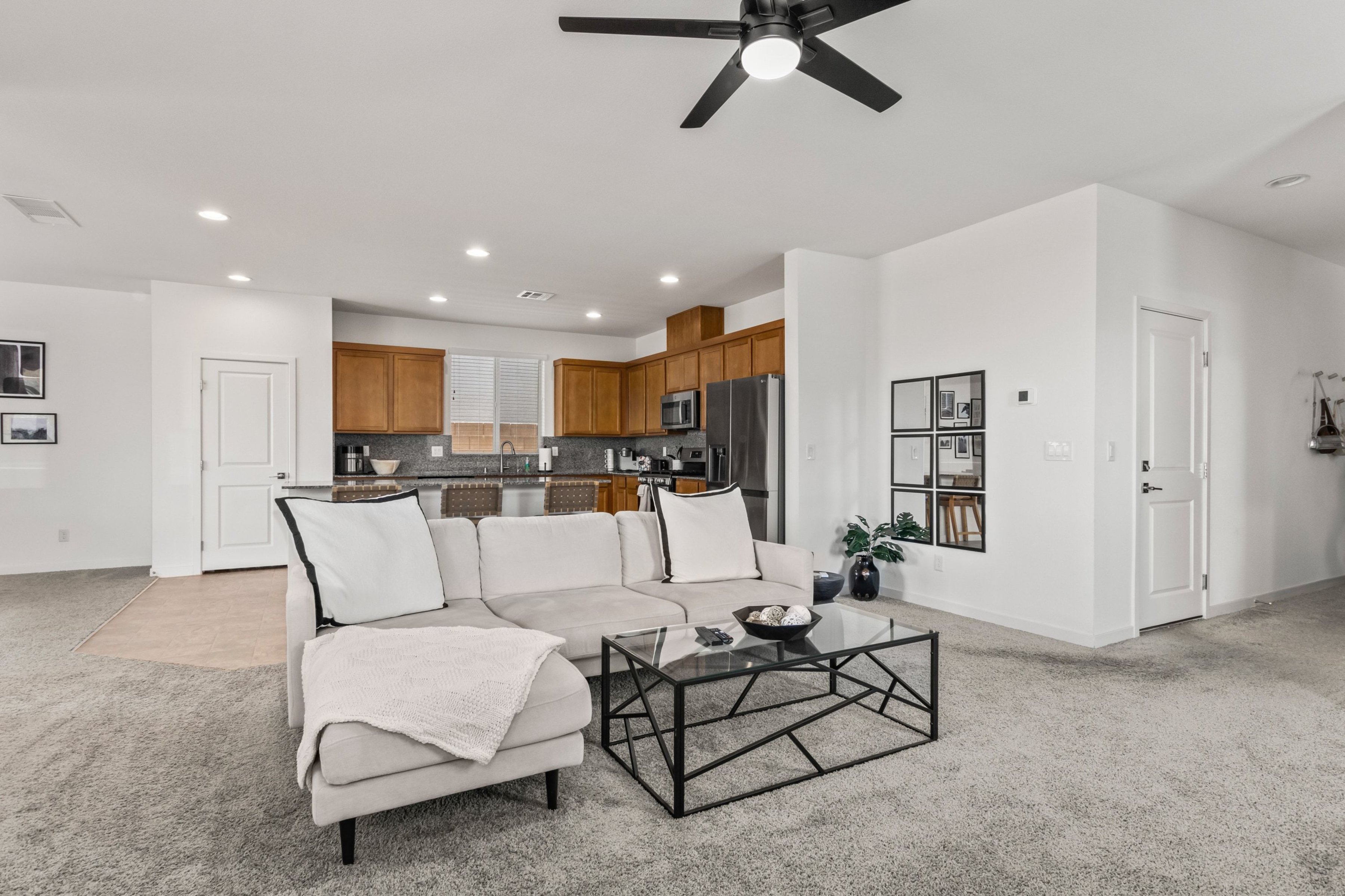  Four bedroom corner lot in very desirable southwest gated community - 物件實景