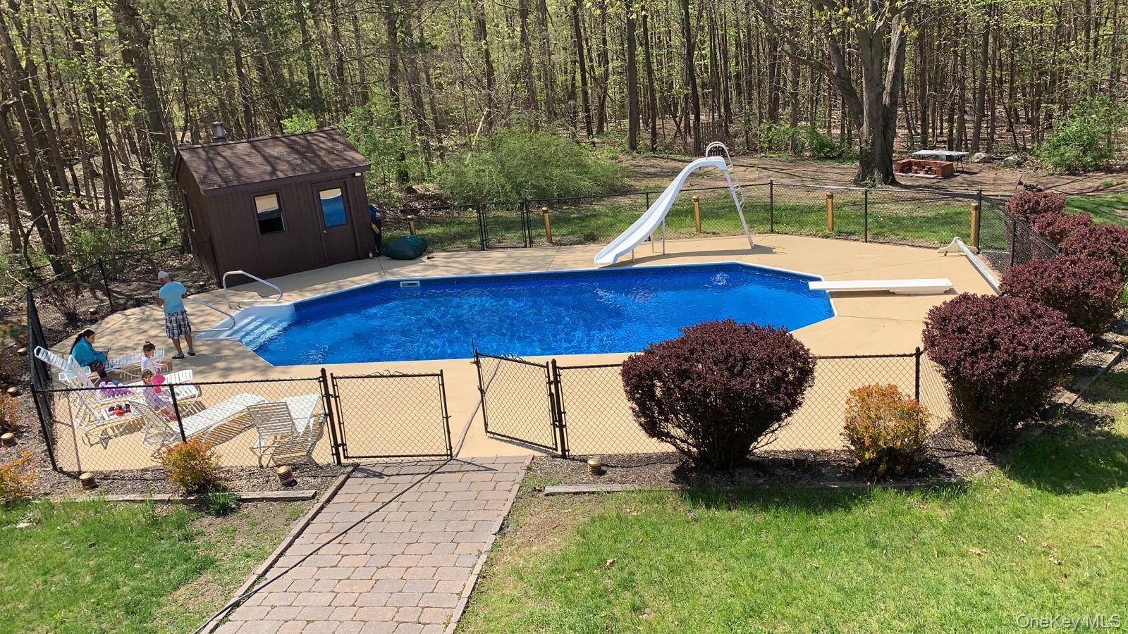 Chester, New York, 10918, United States, 4 Bedrooms Bedrooms, ,4 BathroomsBathrooms,Residential,For Sale,1979405