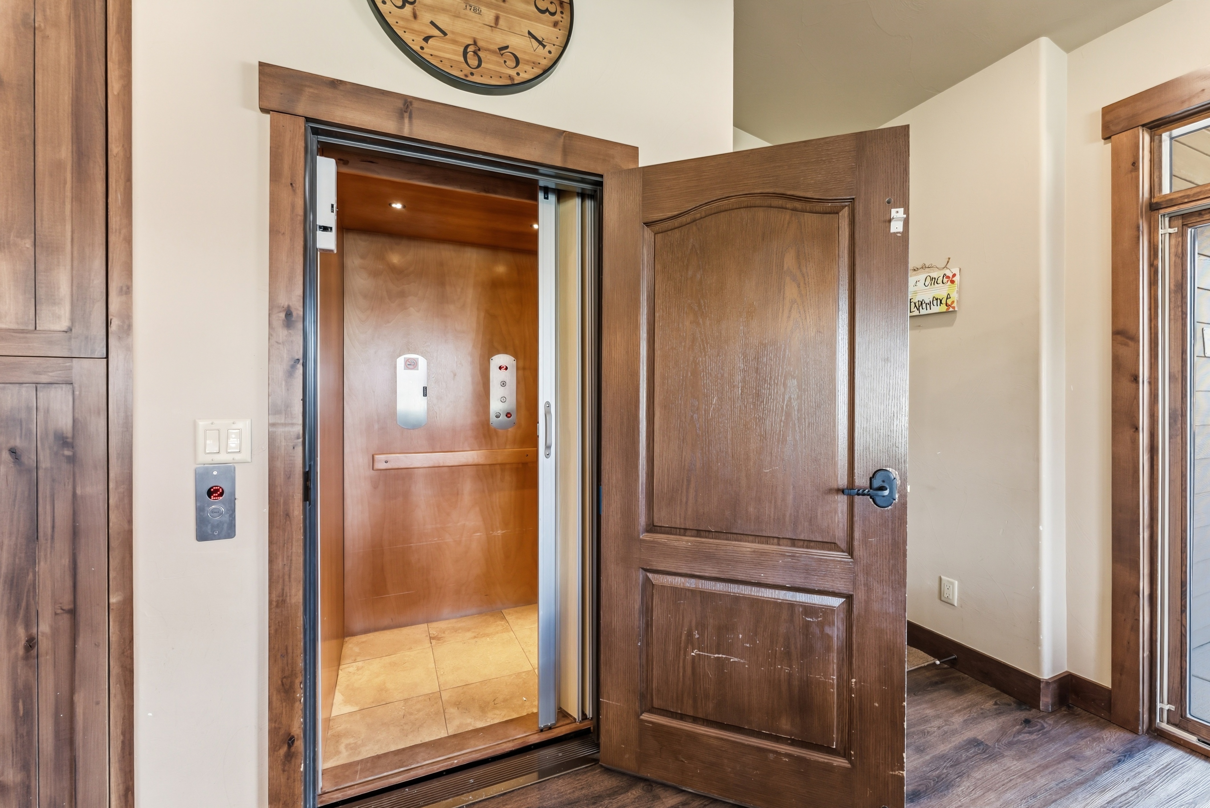  318 S 8th Avenue, Frisco, CO, 80443 - 物件實景