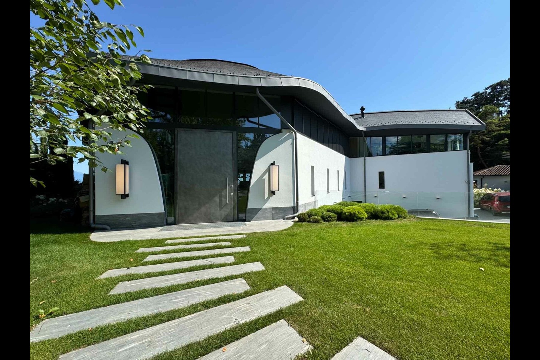  Ultra-contemporary property with lake view - 物件實景