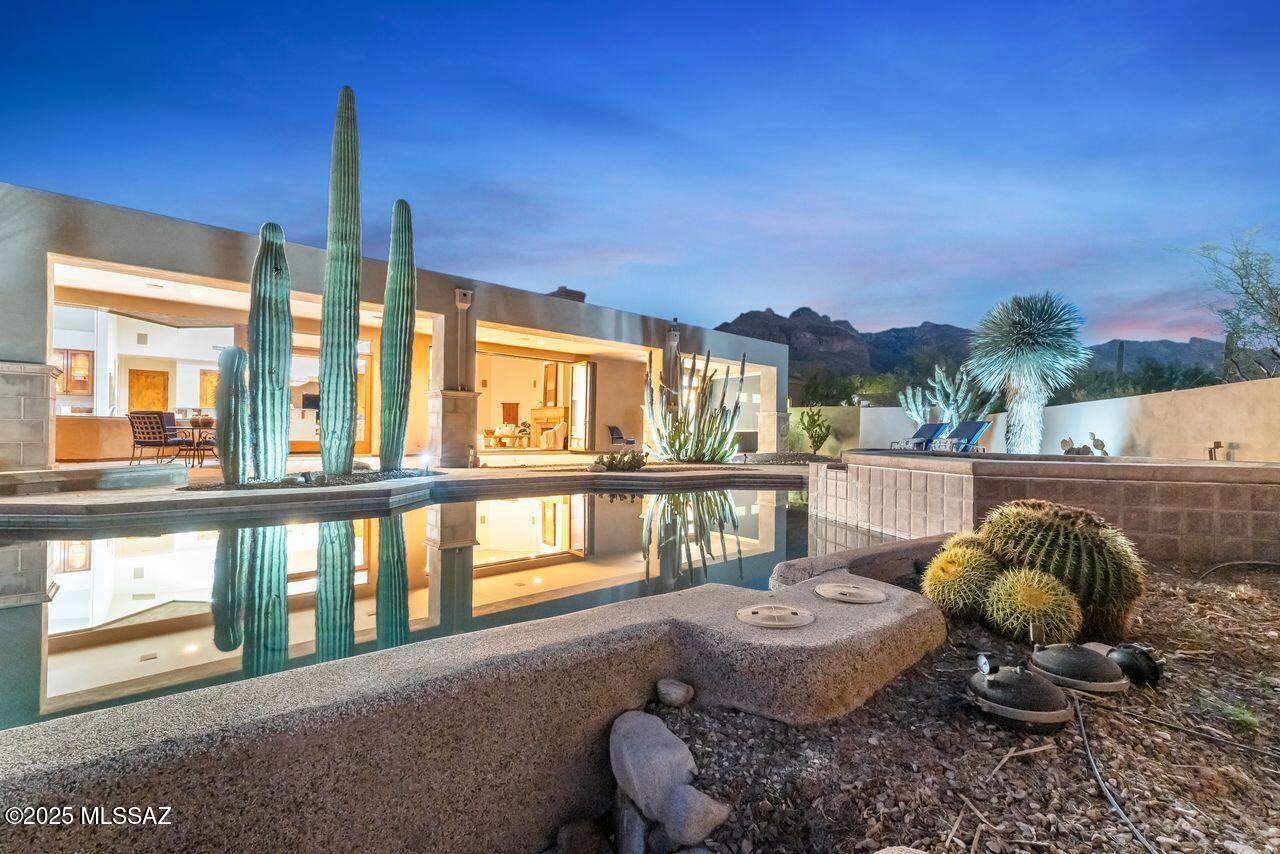 Tucson, Arizona, 85718, United States, 3 Bedrooms Bedrooms, ,4 BathroomsBathrooms,Residential,For Sale,1987862