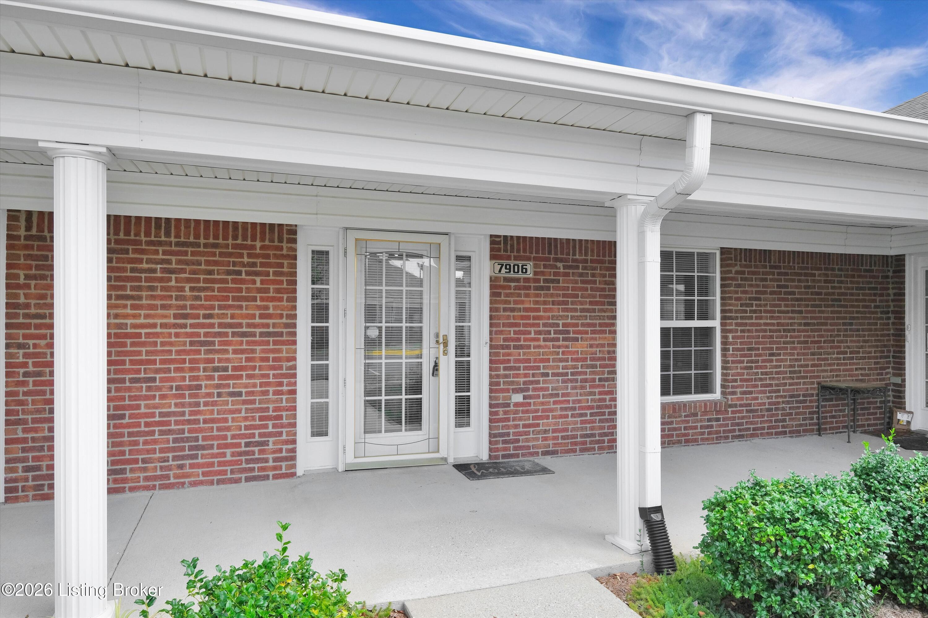 Stovall Ct, Louisville, KY 40228 #1