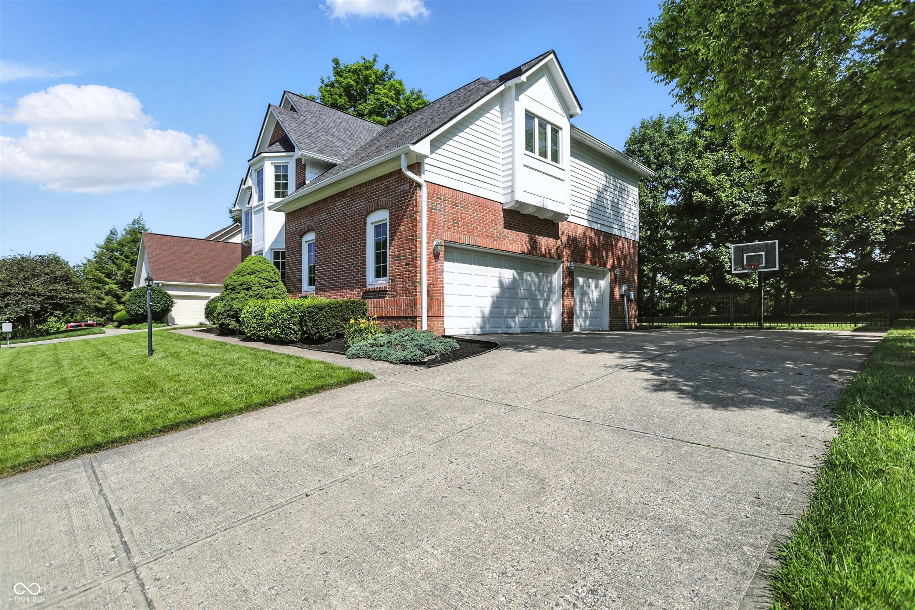 Indianapolis, Indiana, 46278, United States, 4 Bedrooms Bedrooms, ,4 BathroomsBathrooms,Residential,For Sale,1935716