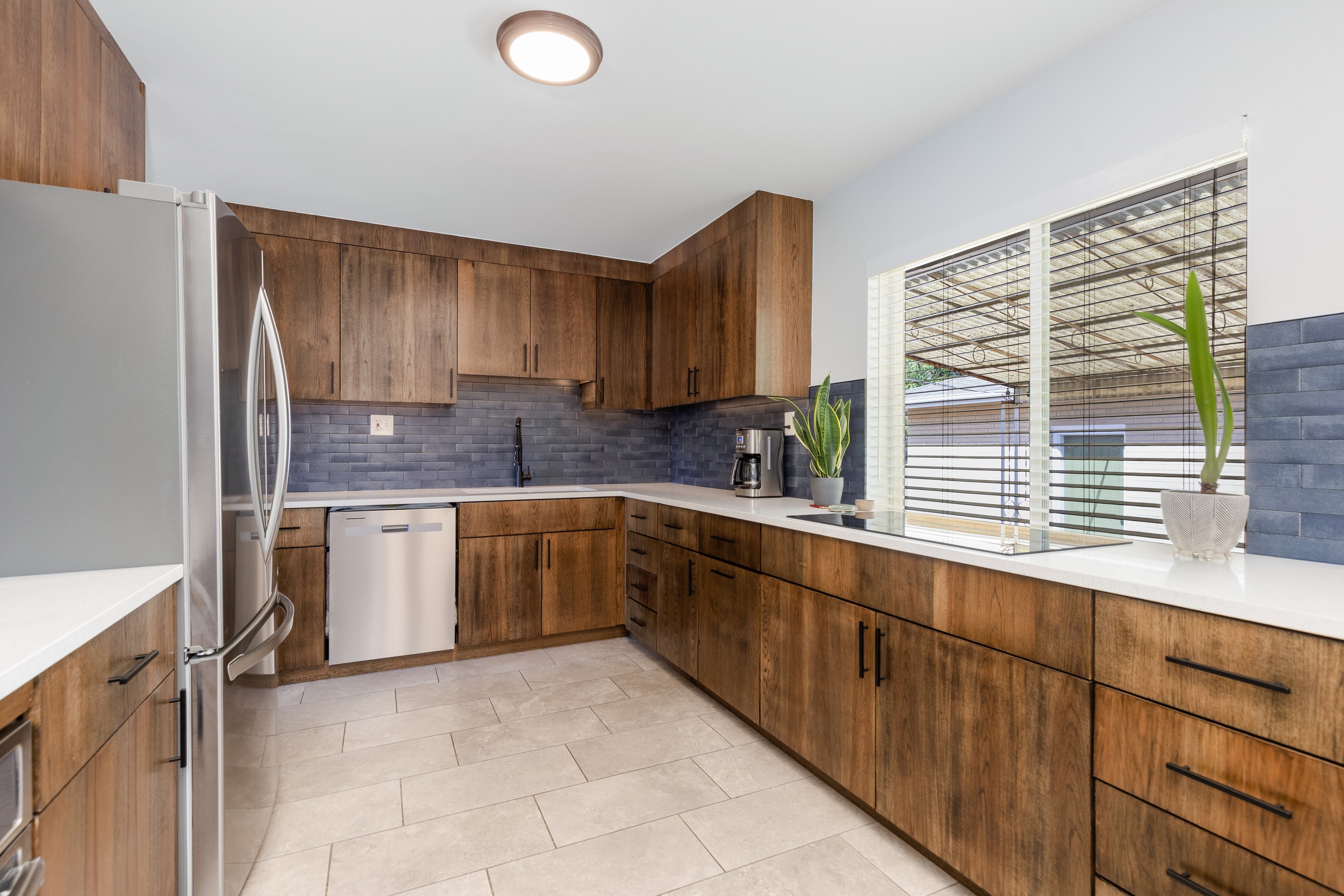  Stylish Ranch Living with Detached ADU - 物件實景