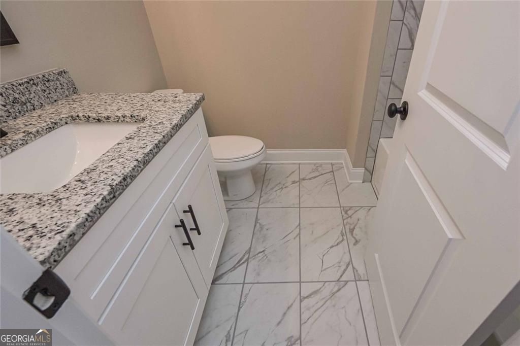 Douglasville, Georgia, 30135, United States, 5 Bedrooms Bedrooms, ,5 BathroomsBathrooms,Residential,For Sale,1876885