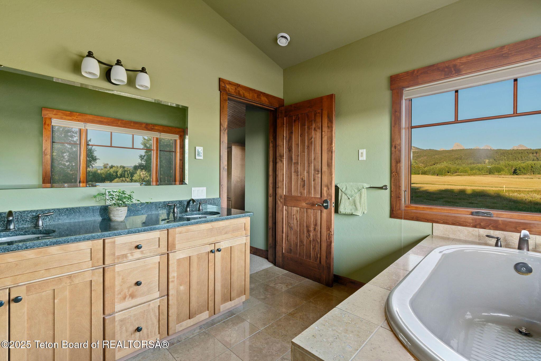 Alta, Wyoming, 83414, United States, 4 Bedrooms Bedrooms, ,4 BathroomsBathrooms,Residential,For Sale,1927435