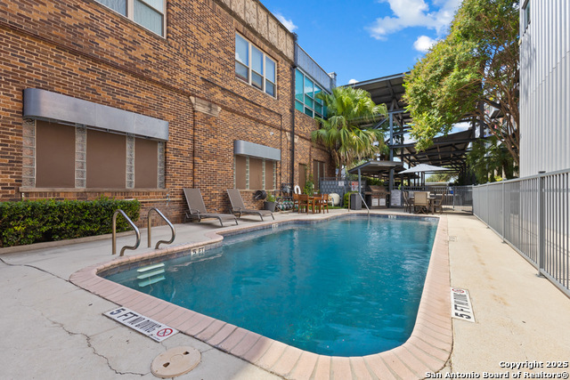 San Antonio, Texas, 78204, United States, 3 Bedrooms Bedrooms, ,2 BathroomsBathrooms,Residential,For Sale,1961680