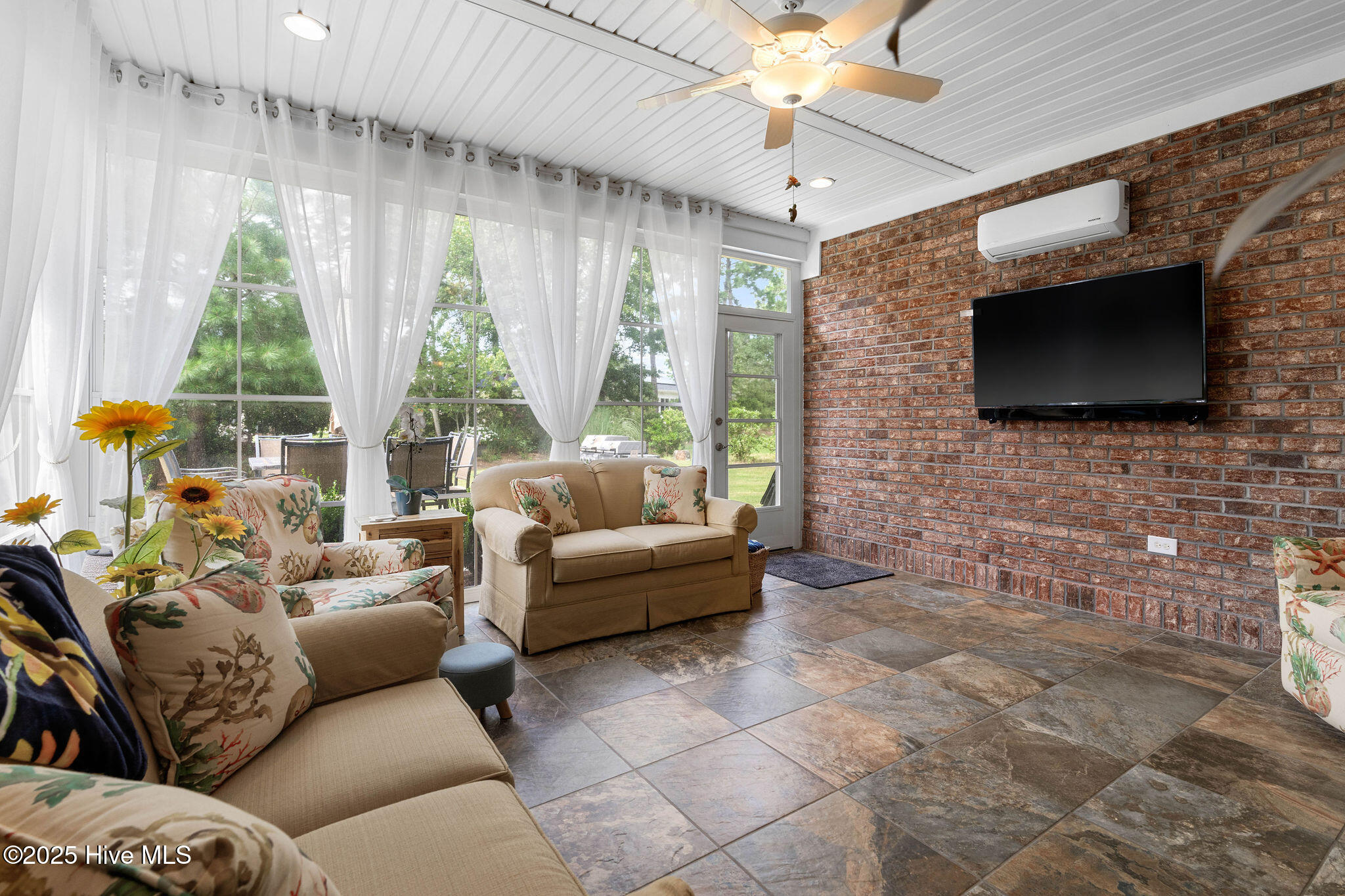 Leland, North Carolina, 28451, United States, 4 Bedrooms Bedrooms, ,3 BathroomsBathrooms,Residential,For Sale,1919743