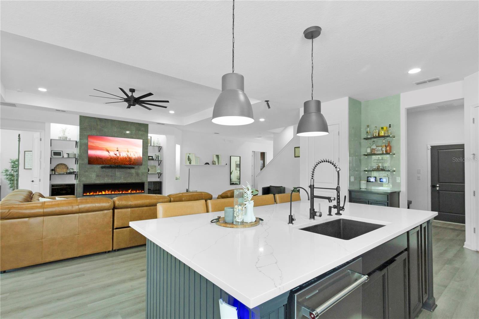 Fernandina Beach, Florida, 32034, United States, 5 Bedrooms Bedrooms, ,5 BathroomsBathrooms,Residential,For Sale,1860363