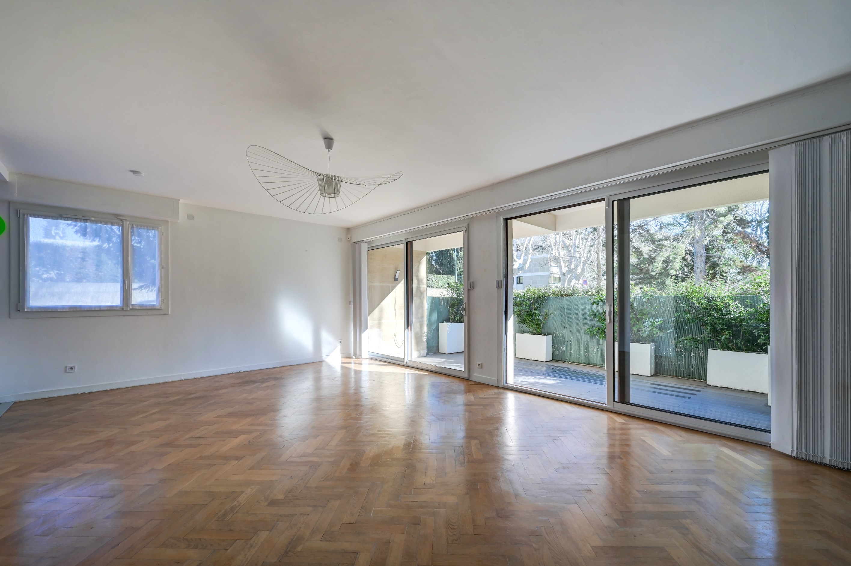  For Sale – 3-Bedroom Apartment in the City Center - 物件實景
