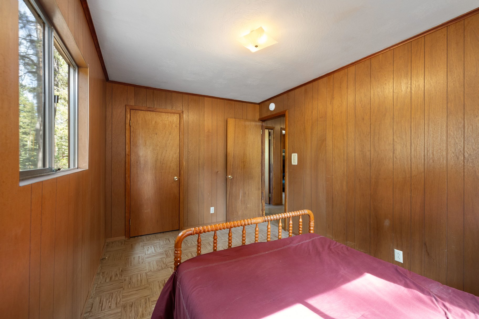 Charming Tahoe Cabin Beside Forest Service Land—Your Mountain Getaway Awaits - 物件實景
