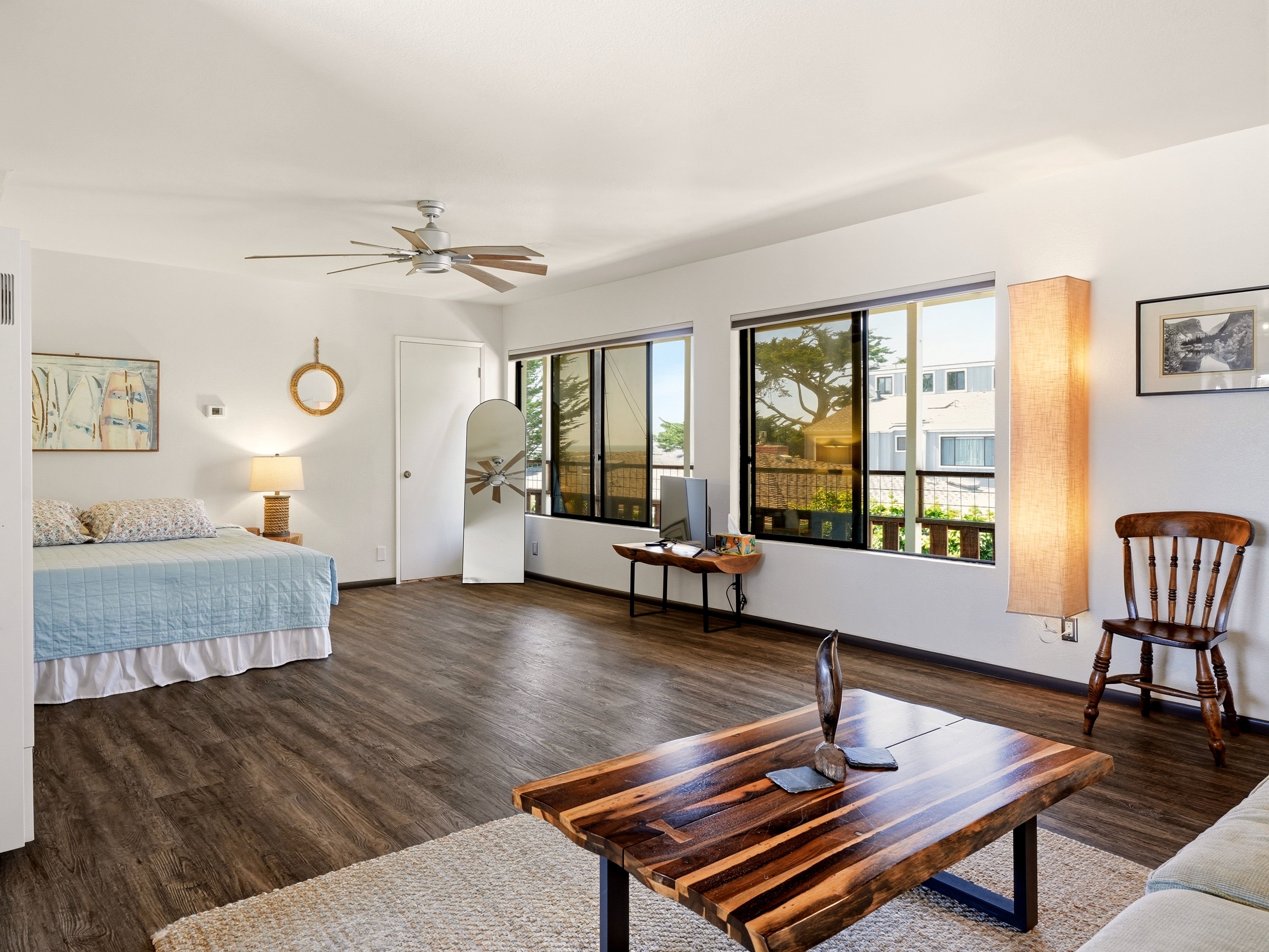  Boutique Coastal Multiplex with Ocean & Bay Views - 物件實景