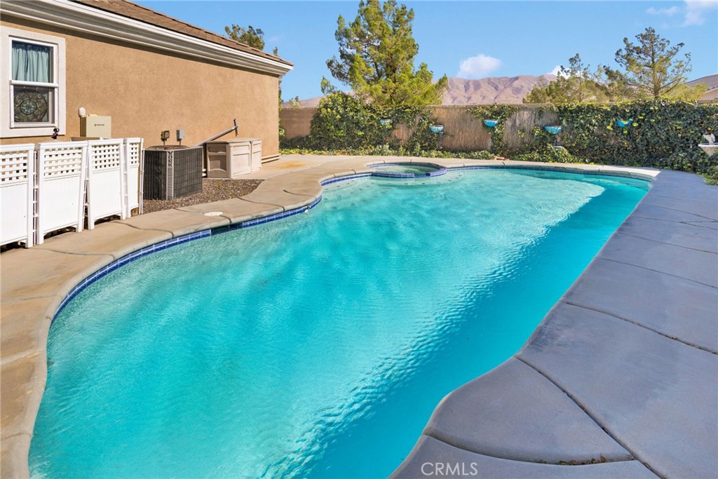 Apple Valley, California, 92308, United States, 2 Bedrooms Bedrooms, ,3 BathroomsBathrooms,Residential,For Sale,1958673