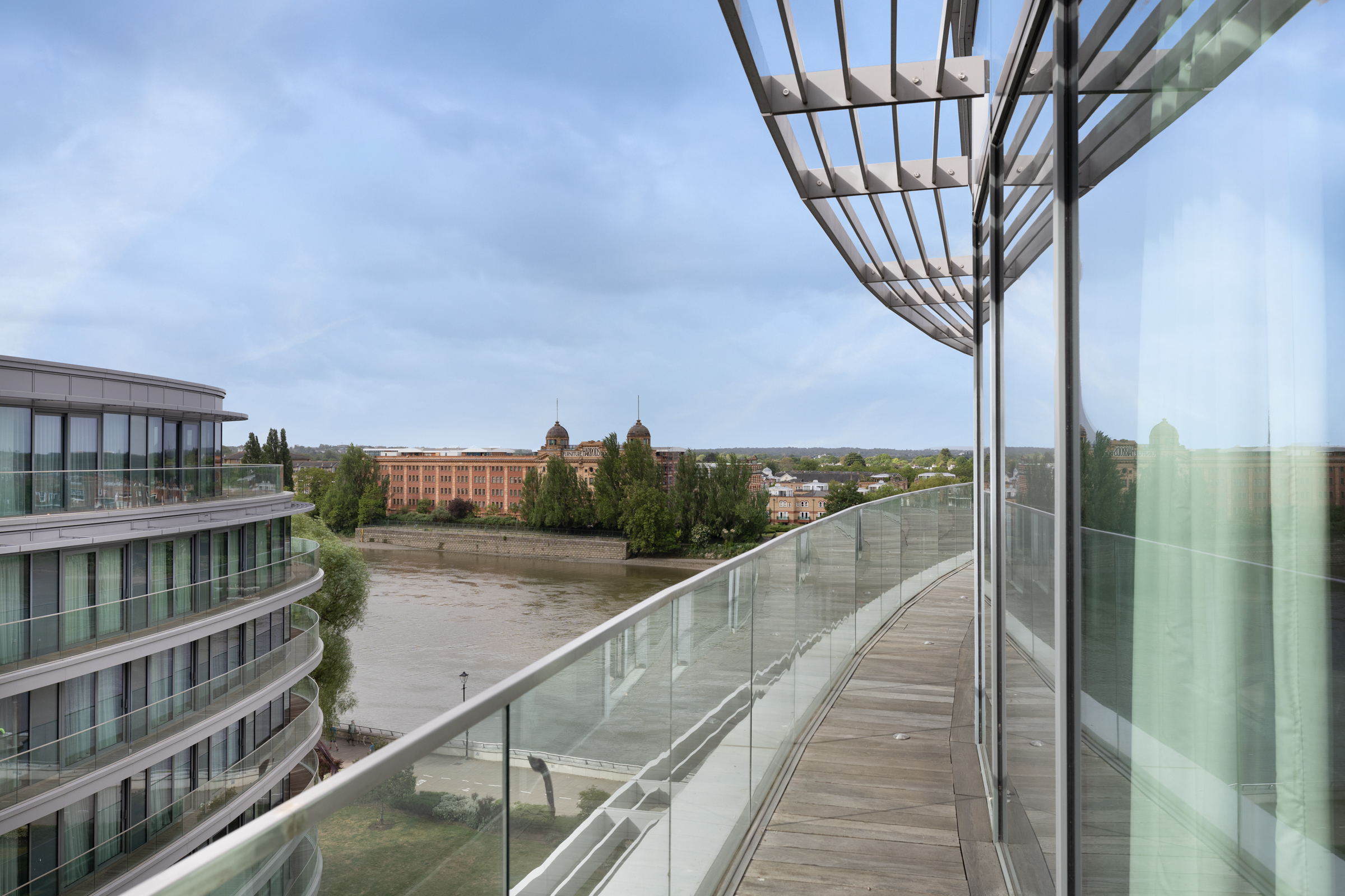  Striking penthouse with panoramic vistas of the Thames - 物件實景