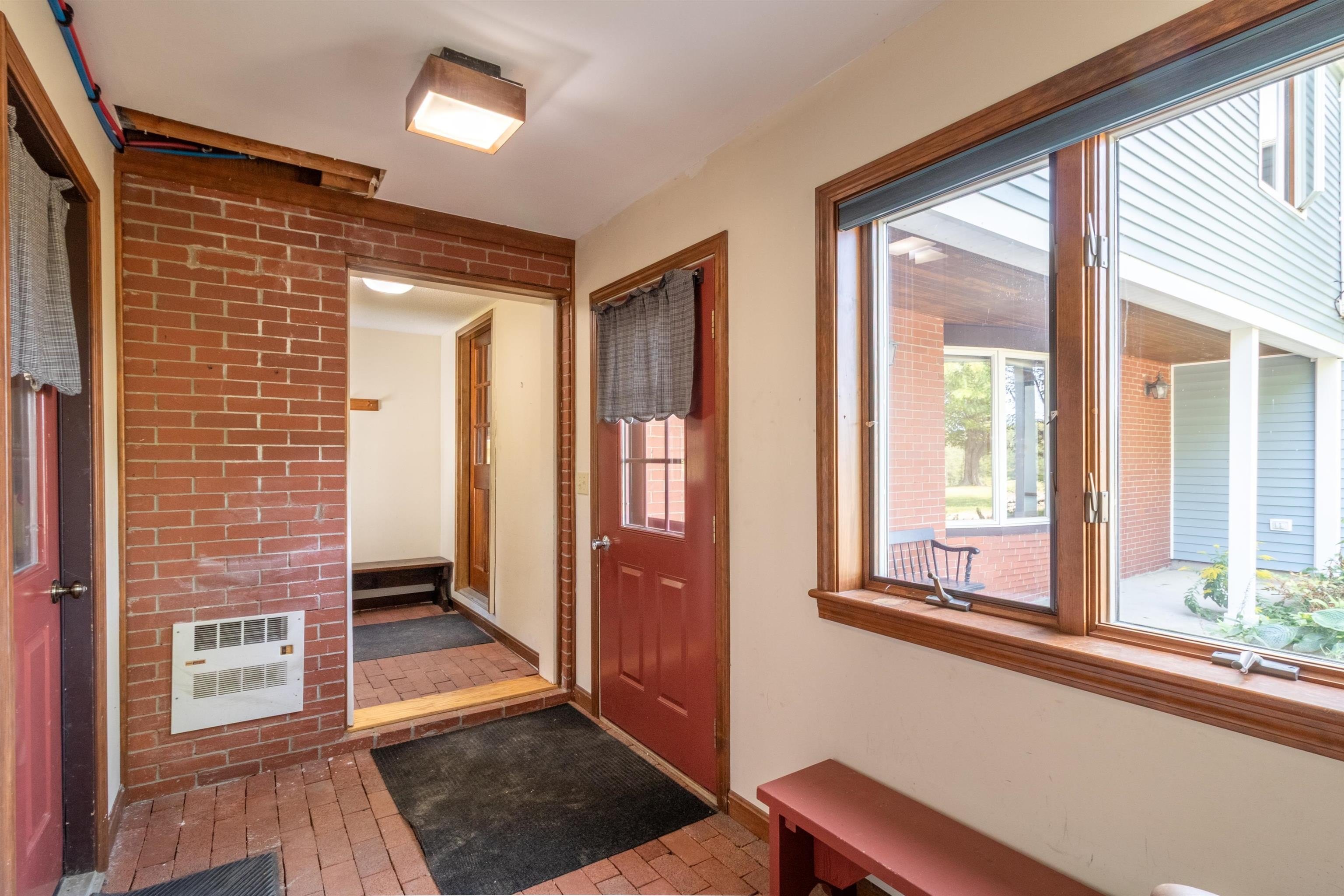 Lyndon, Vermont, 05851, United States, 3 Bedrooms Bedrooms, ,1 BathroomBathrooms,Residential,For Sale,1983968