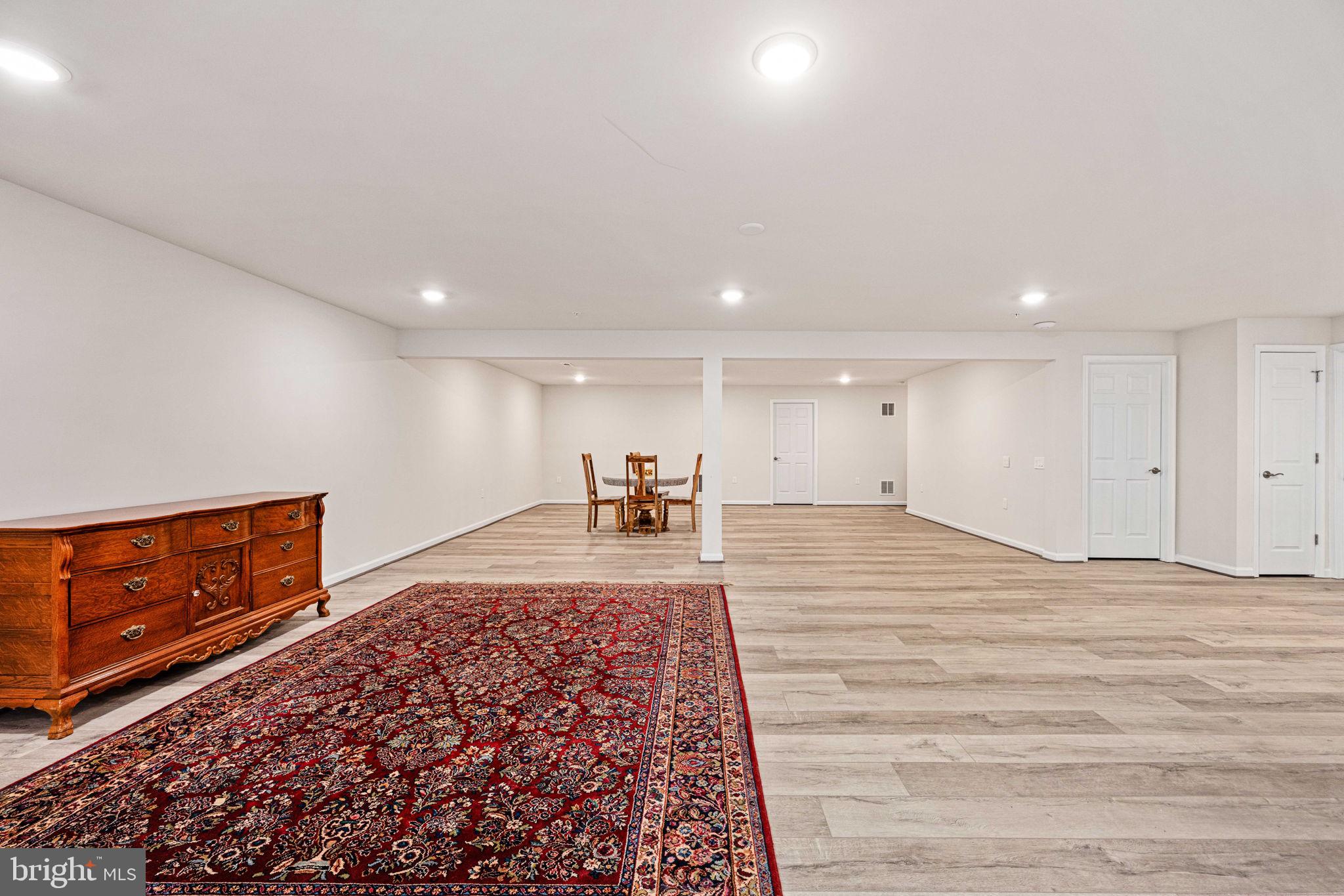 Fredericksburg, Virginia, 22406, United States, 2 Bedrooms Bedrooms, ,3 BathroomsBathrooms,Residential,For Sale,1978338