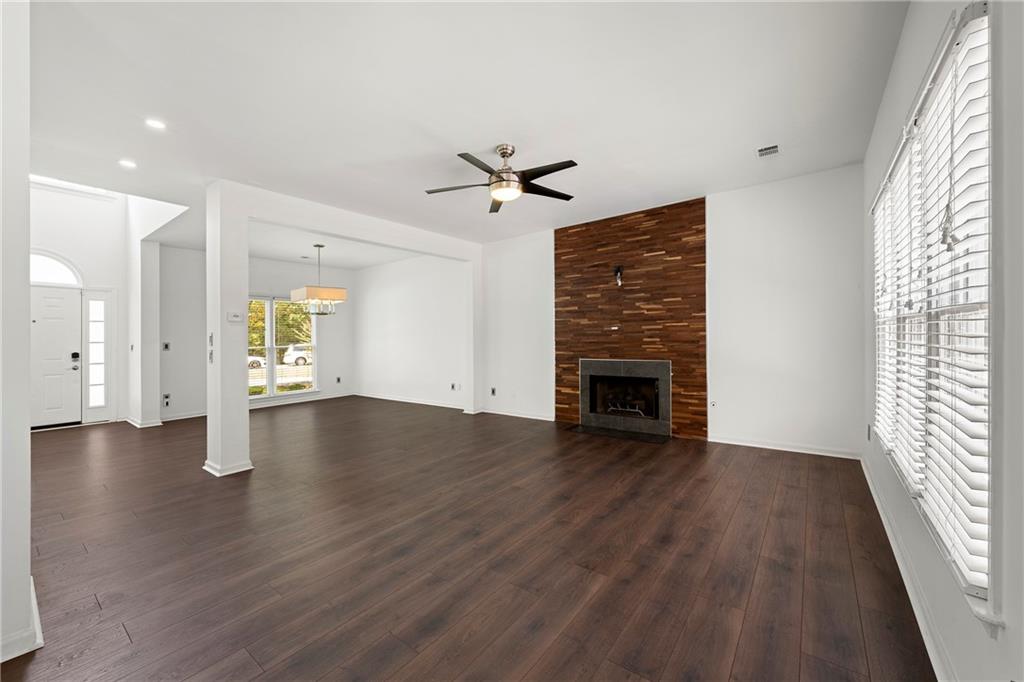 Roswell, Georgia, 30076, United States, 4 Bedrooms Bedrooms, ,3 BathroomsBathrooms,Residential,For Sale,1940935