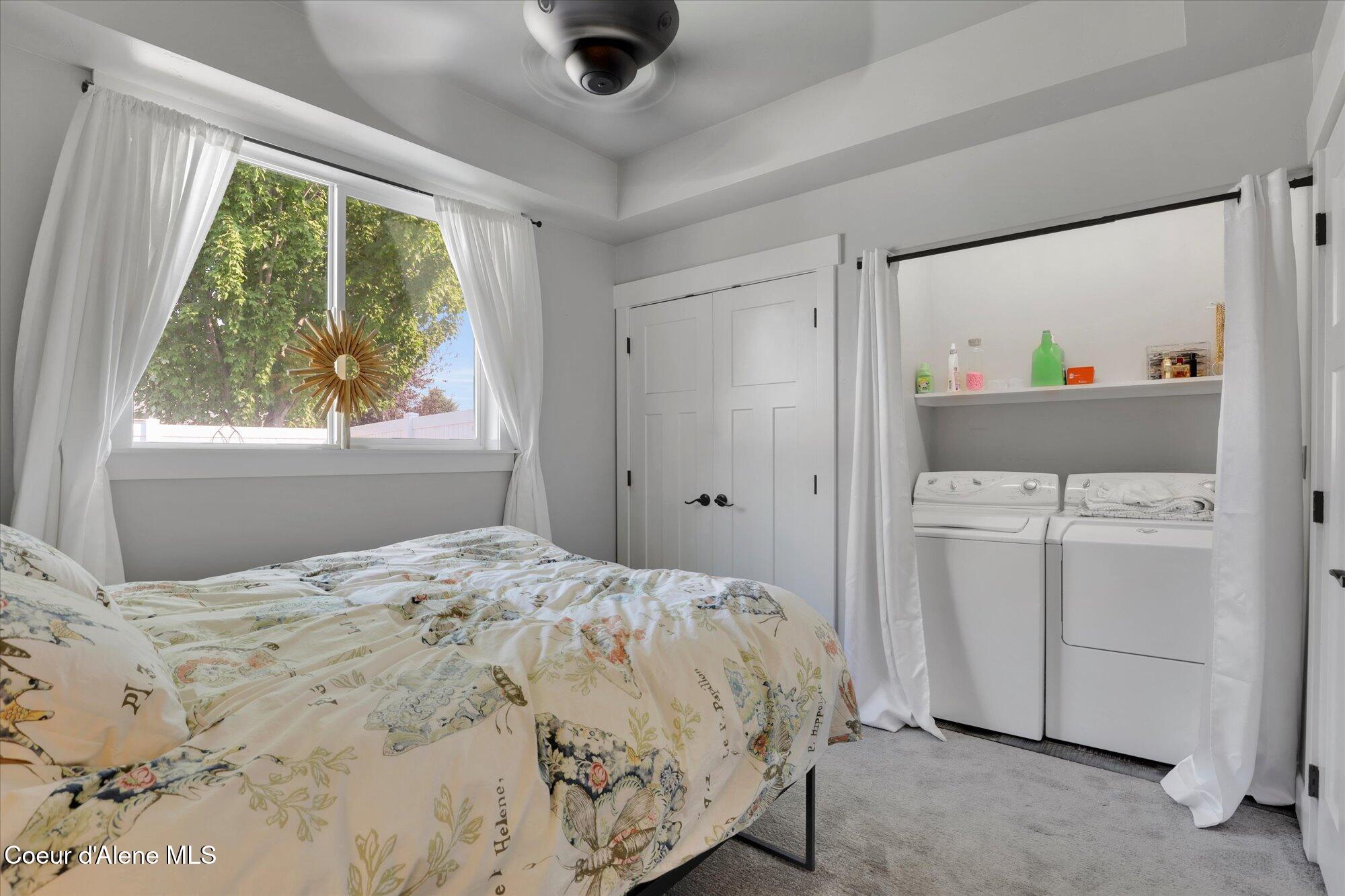 Post Falls, Idaho, 83854, United States, 5 Bedrooms Bedrooms, ,5 BathroomsBathrooms,Residential,For Sale,1981569