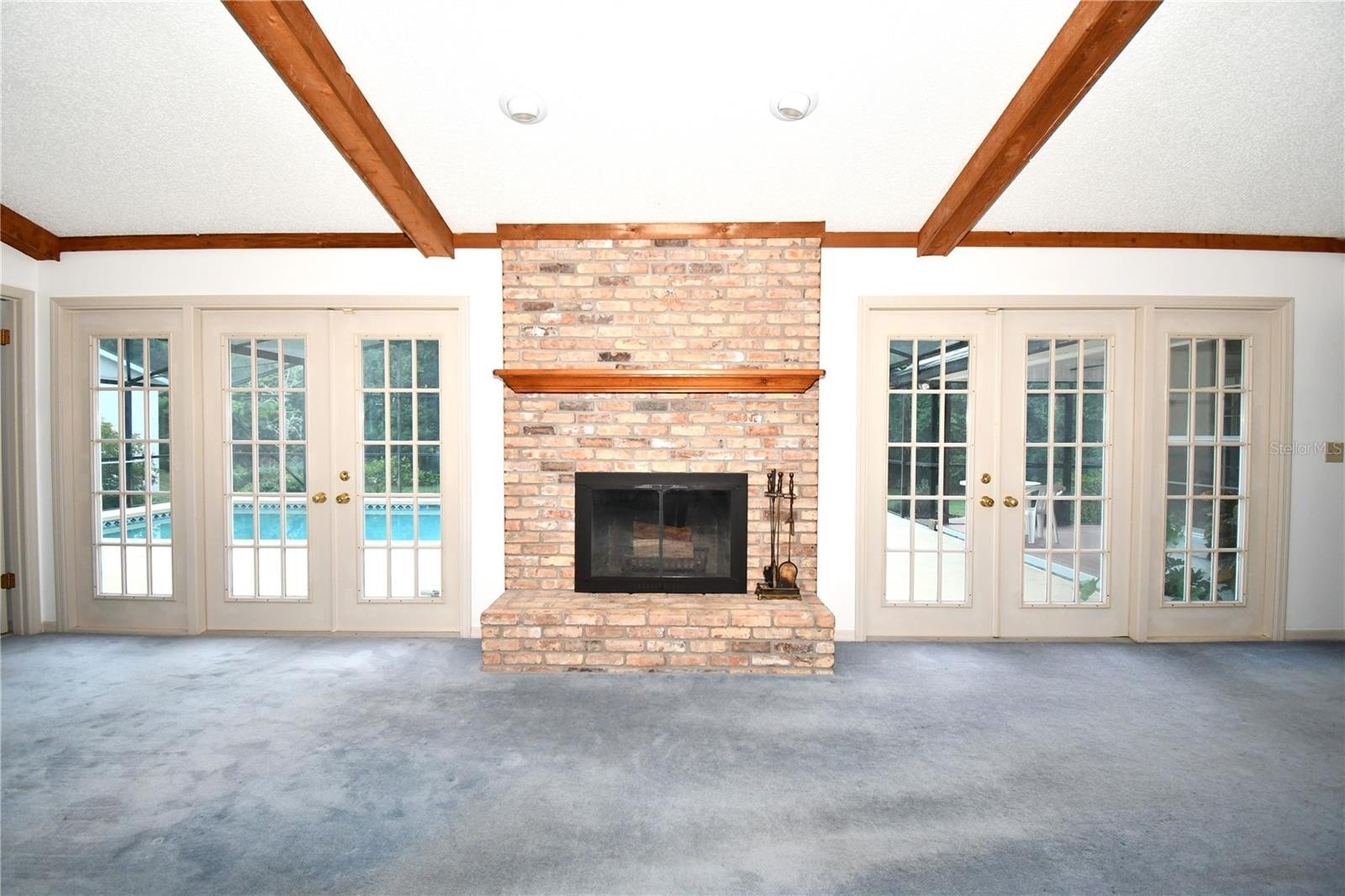 MOUNT DORA, Florida, 32757, United States, 3 Bedrooms Bedrooms, ,2 BathroomsBathrooms,Residential,For Sale,1975805